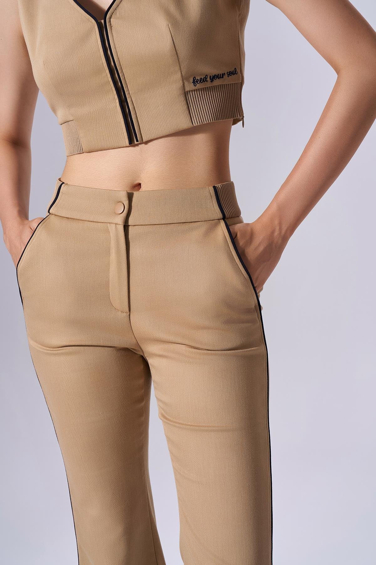 NAAR 91210 PANTOLON CAMEL