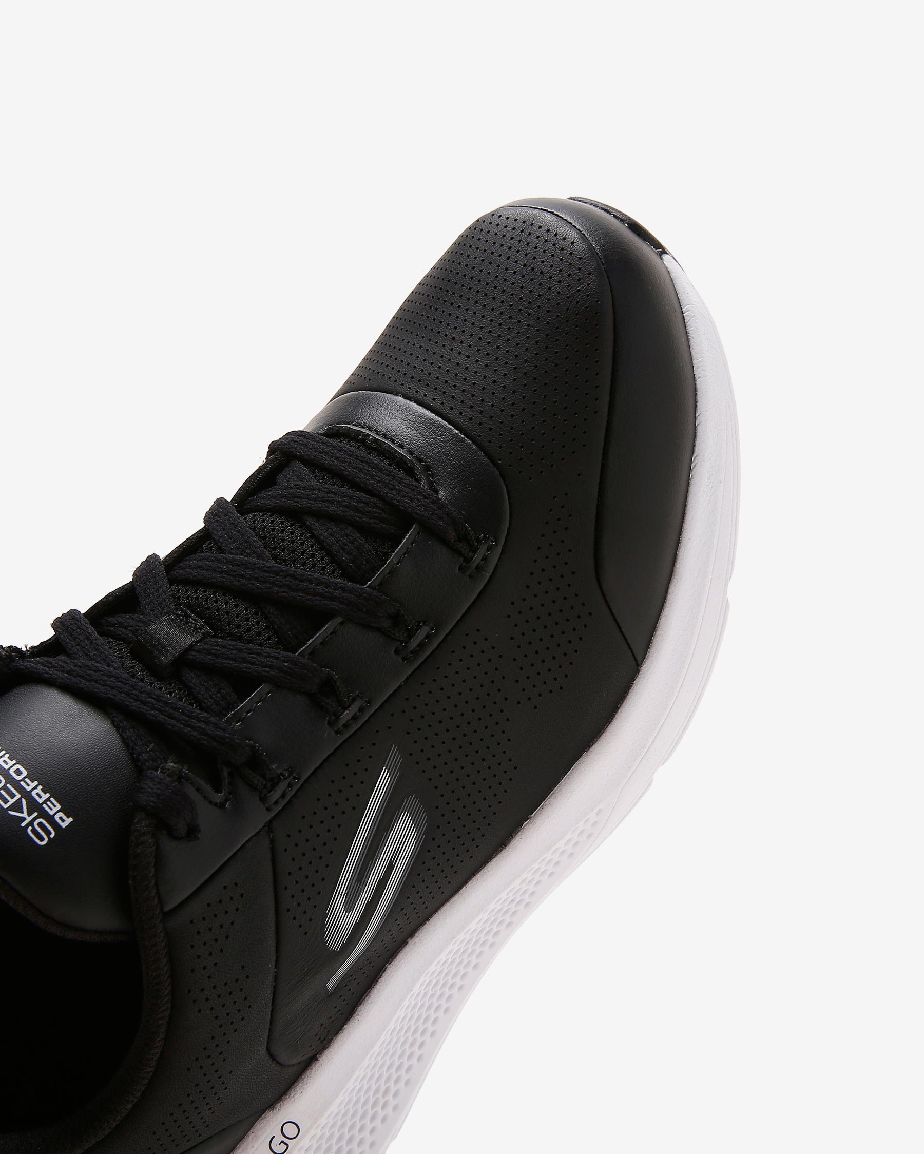 Go Run Elevate - Hemisphere 220328 BKW Erkek Siyah Koşu Ayakkabısı