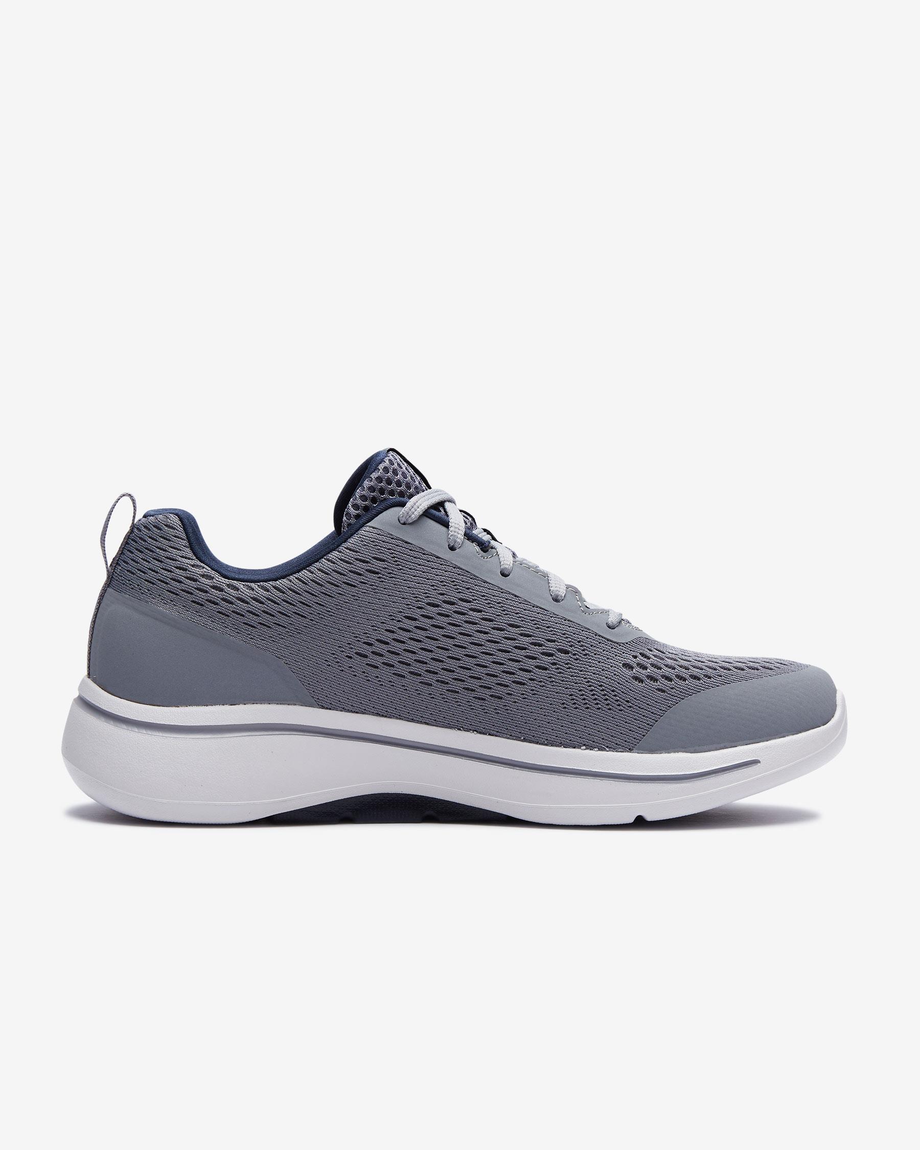 Go Walk Arch Fit - Idyllic 216116 GYNV Erkek Gri Yürüyüş Ayakkabısı