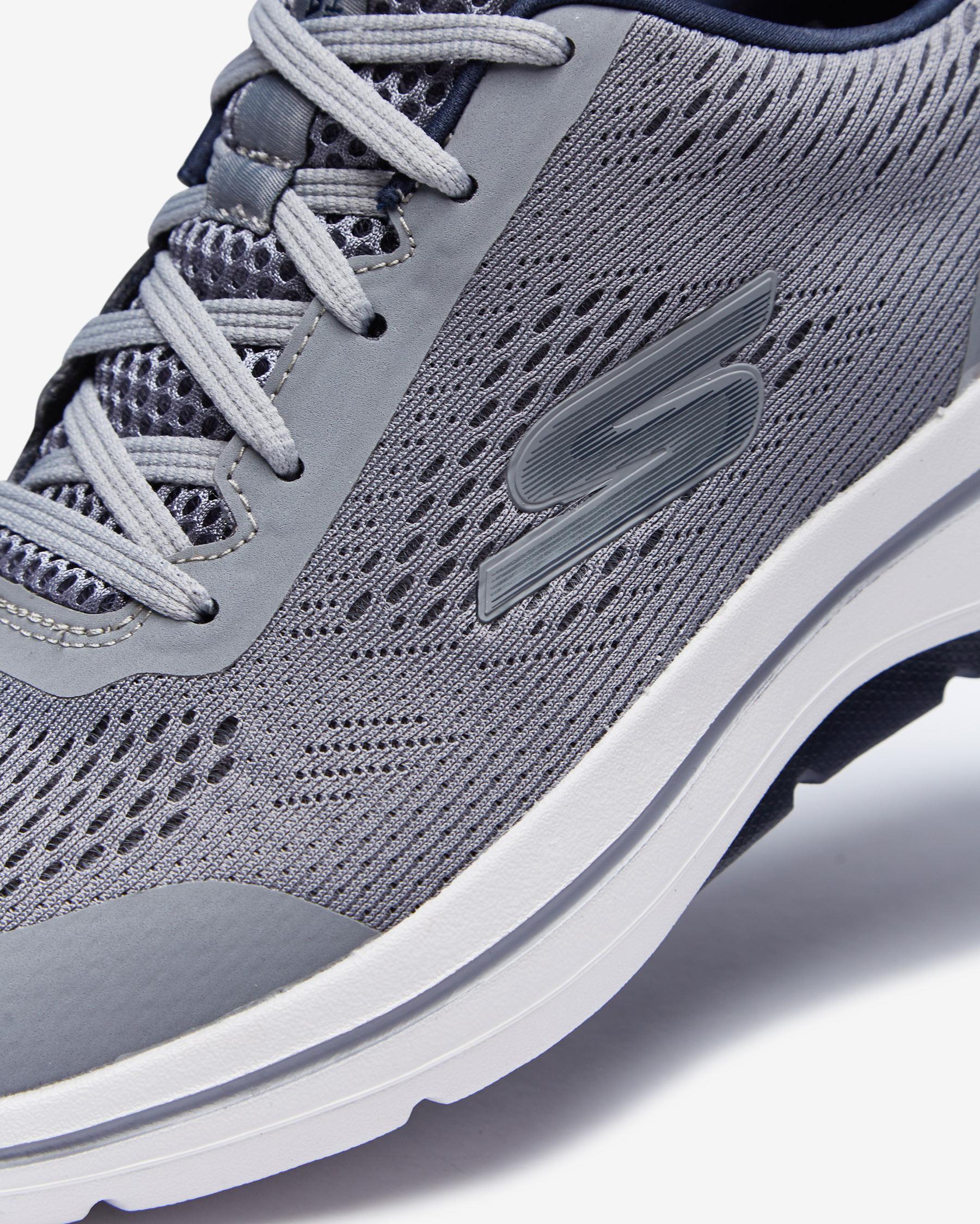 Go Walk Arch Fit - Idyllic 216116 GYNV Erkek Gri Yürüyüş Ayakkabısı