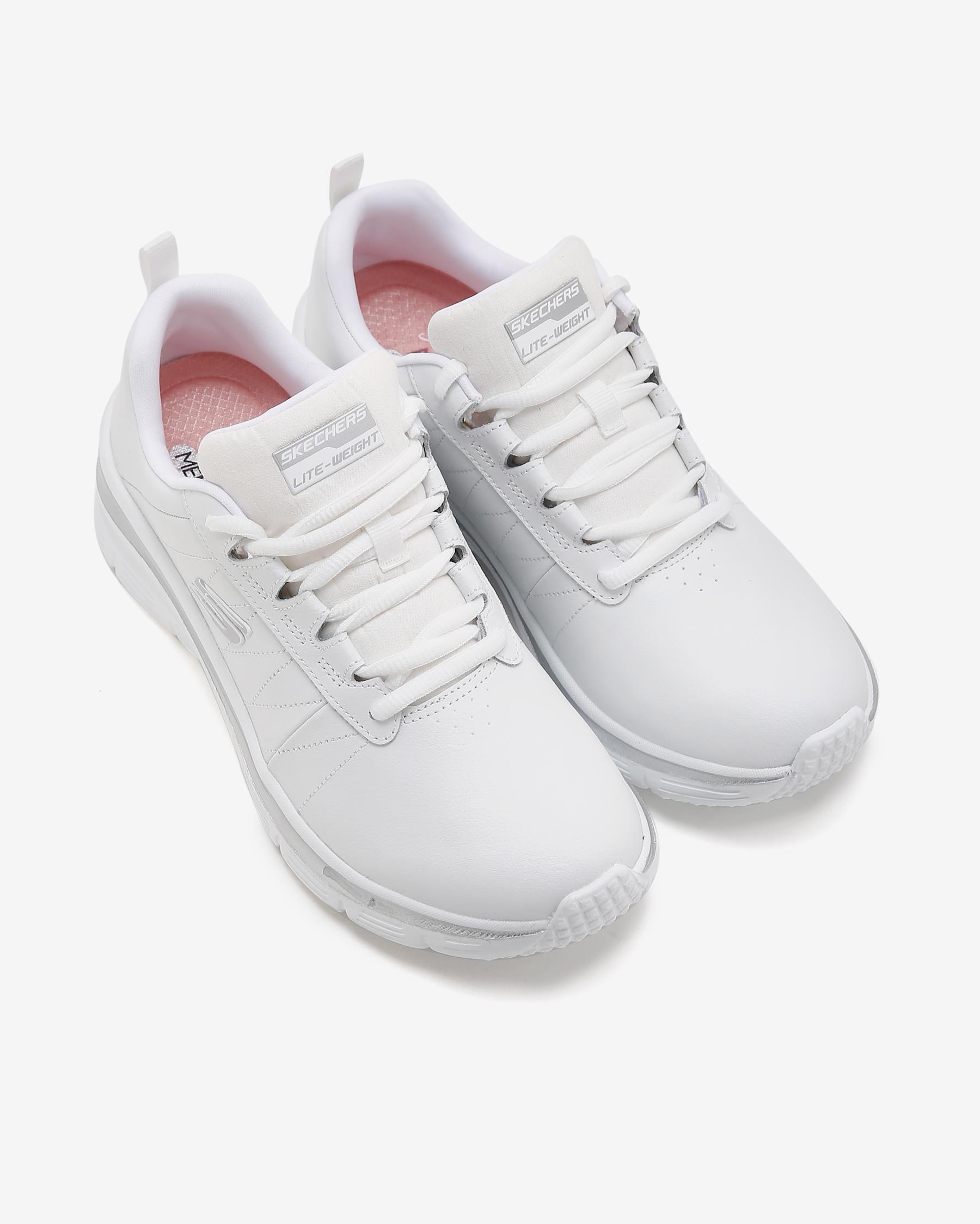 Skechers Fashion Fit - Effortless 149473TK WSL Kadın Beyaz Günlük Ayakkabı