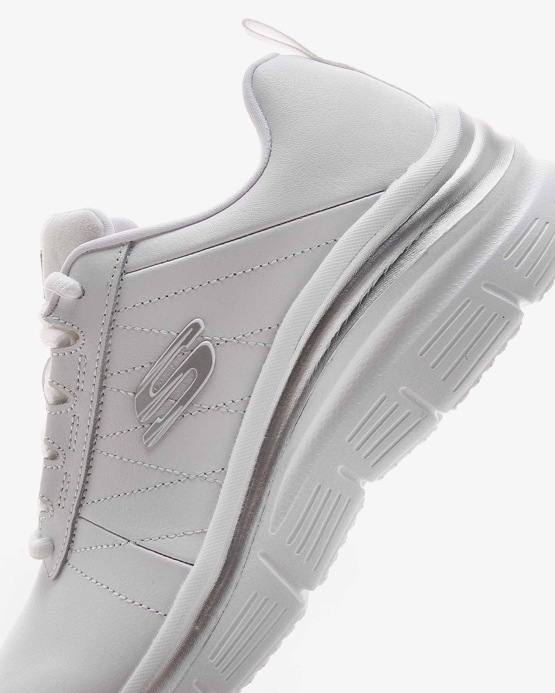 Skechers Fashion Fit - Effortless 149473TK WSL Kadın Beyaz Günlük Ayakkabı