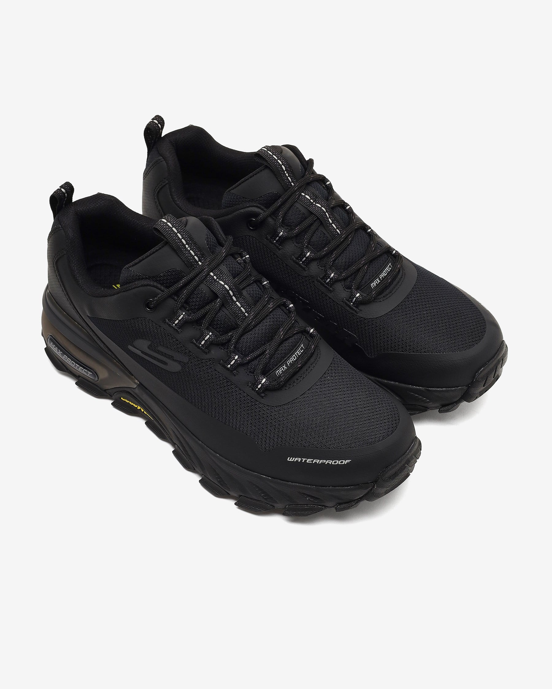 Skechers Max Protect Fast Track 237304 BBK Erkek Siyah Outdoor Ayakkabı