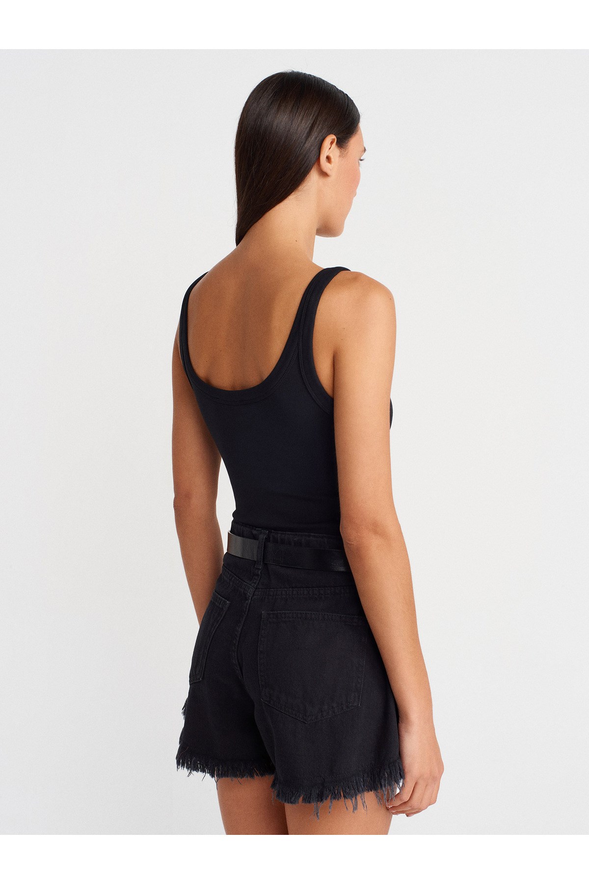 21053 Askılı Bodysuit-Siyah