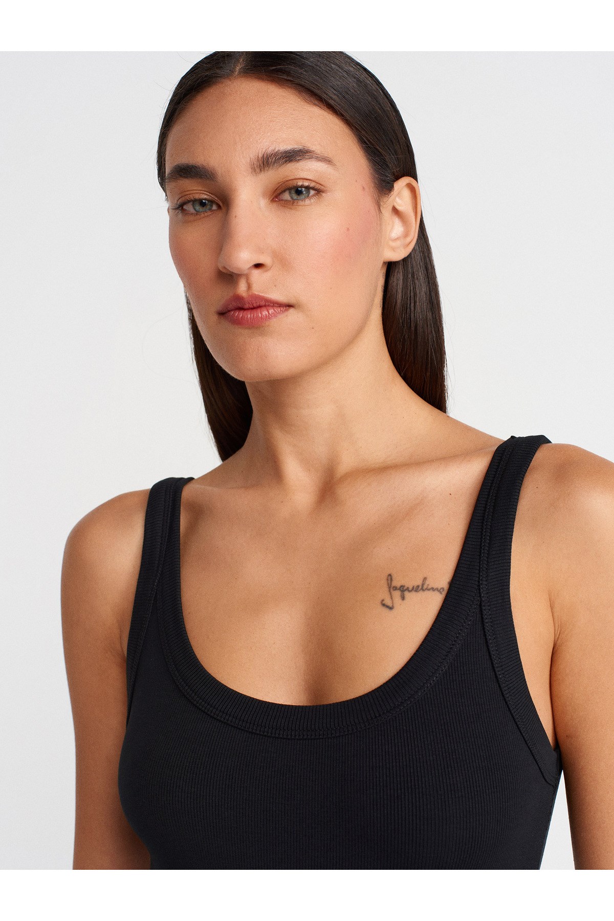21053 Askılı Bodysuit-Siyah