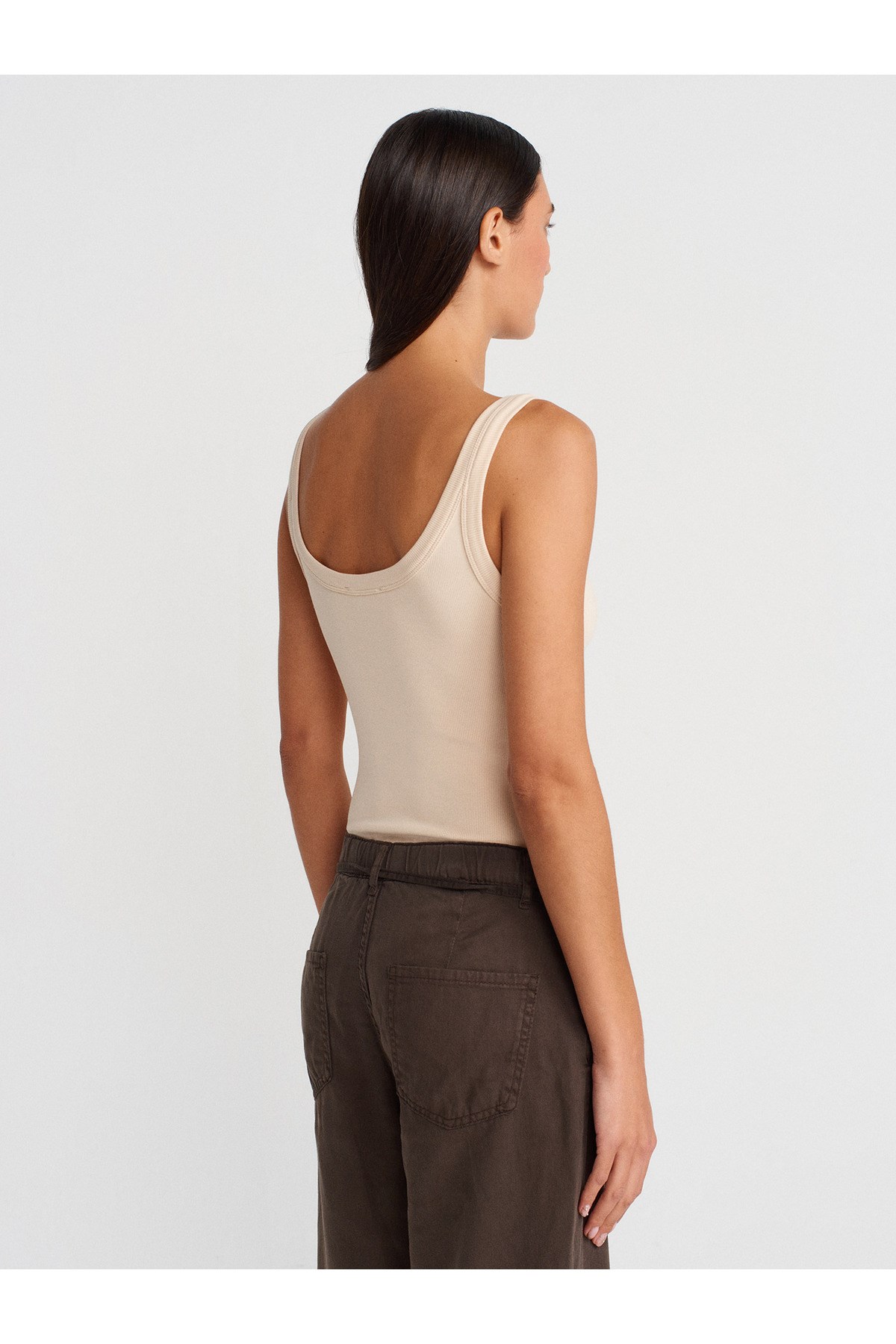 21053 Askılı Bodysuit-Taş