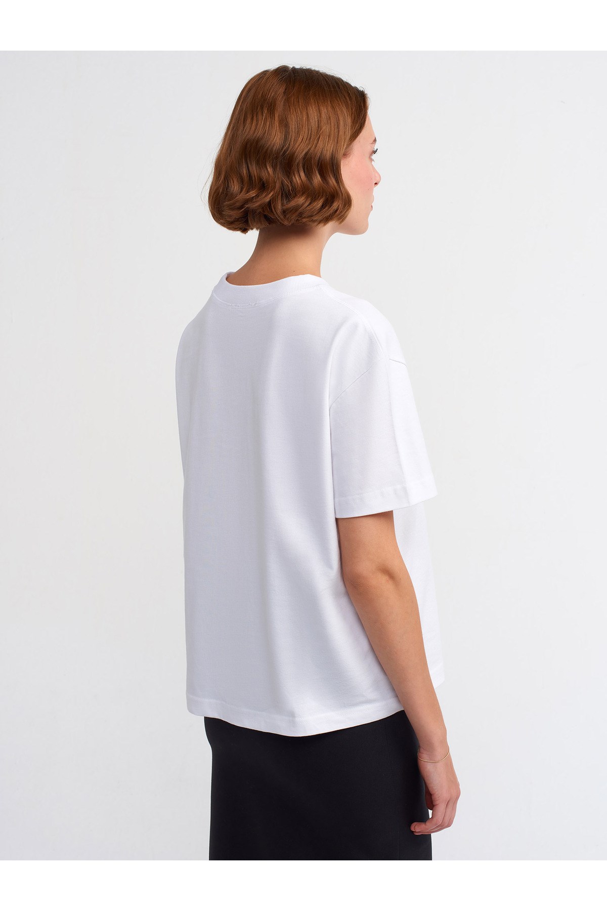 30312 %100 Pamuk Bisiklet Yaka T-Shirt-Beyaz