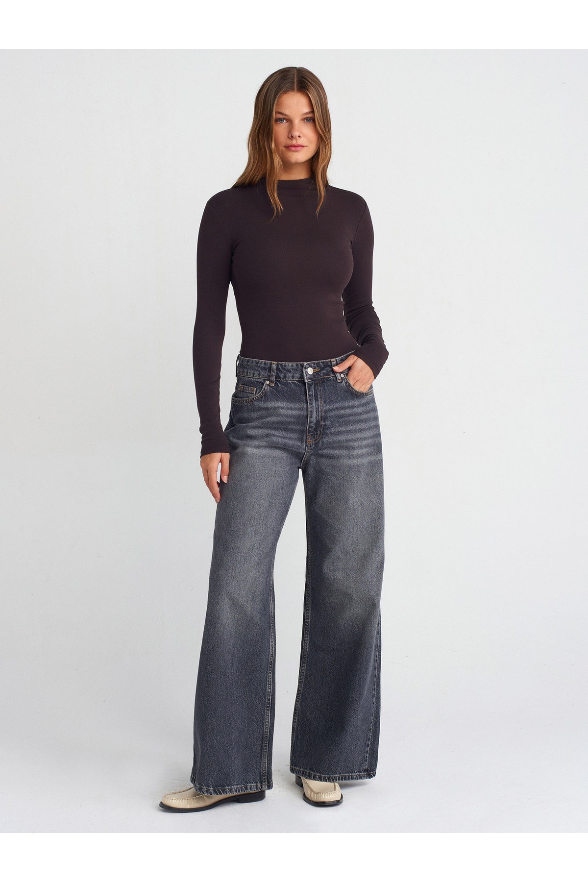 31433 Dik Yaka Top-Koyu Kahve