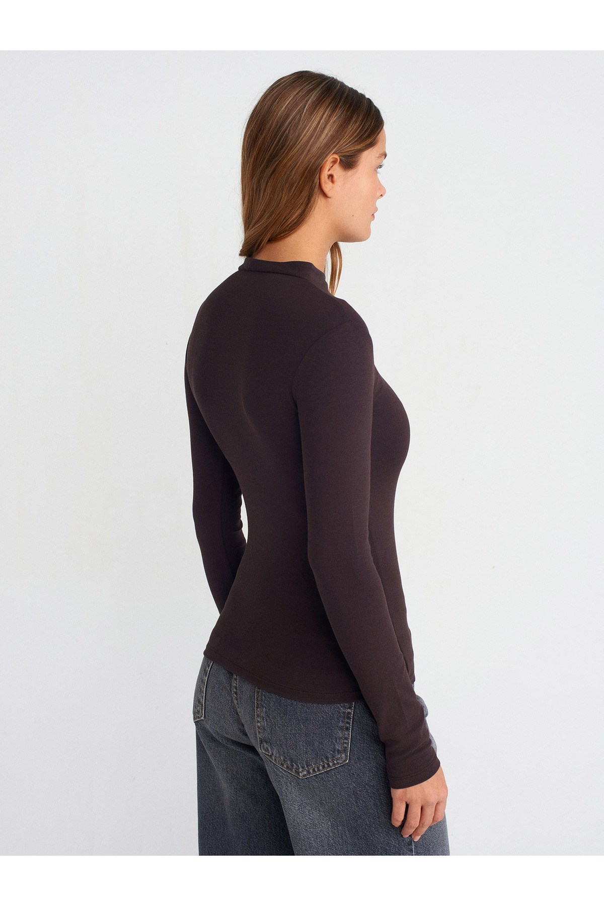 31433 Dik Yaka Top-Koyu Kahve