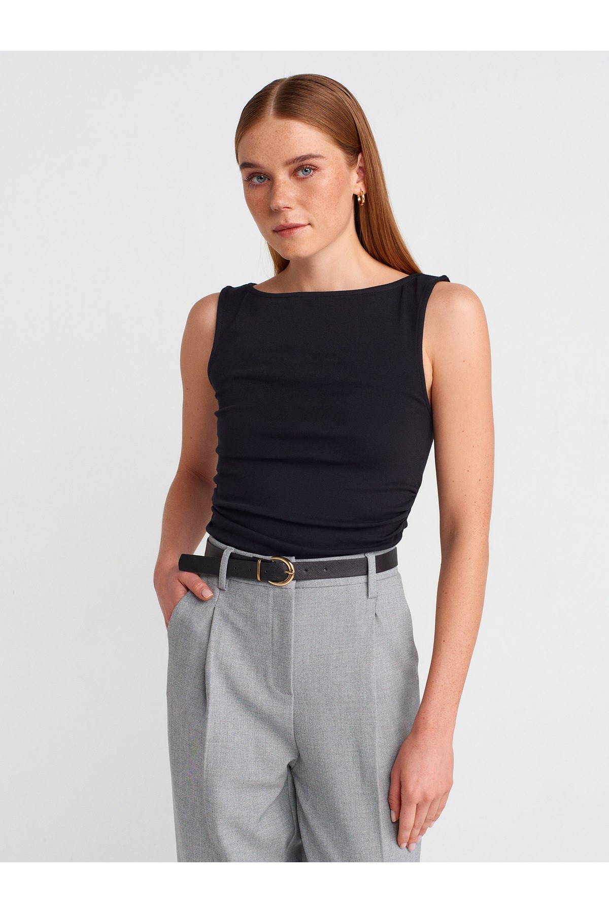 31589 Büzgülü Kayık Yaka Top-Siyah