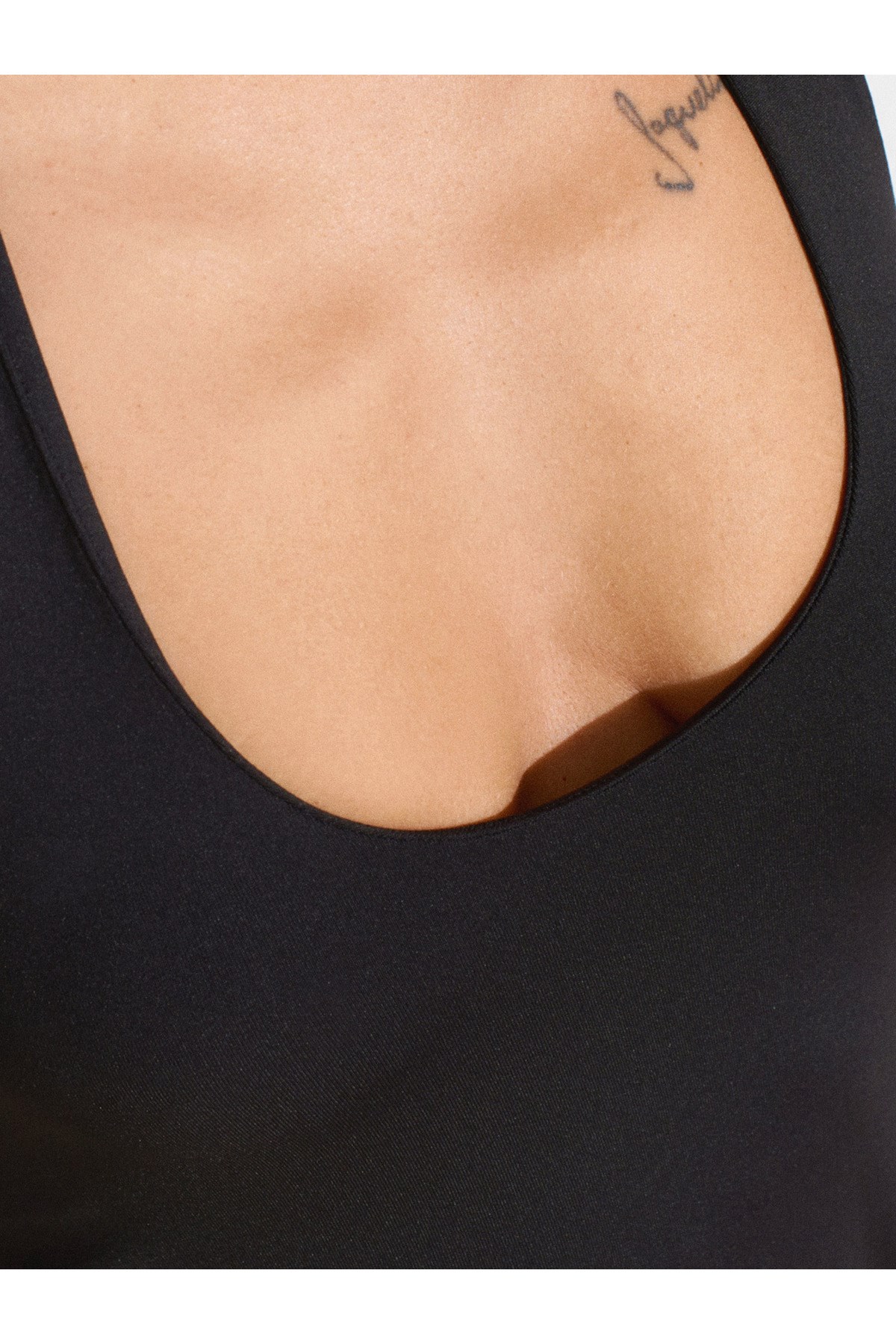 31753 Halter Yaka Top-Siyah