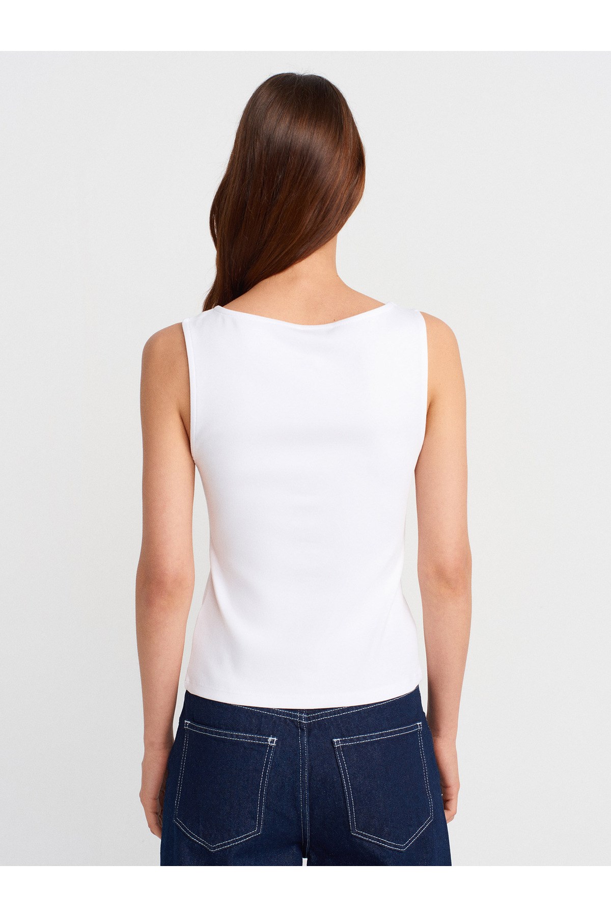 31764 Fermuar Detaylı Top-Beyaz