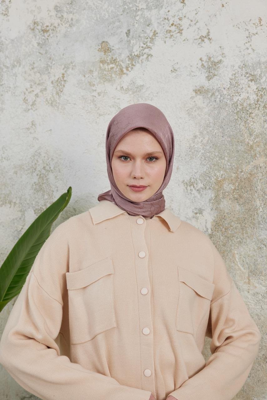 Valeria Desen İpeksi Jakar Eşarp Pudra
