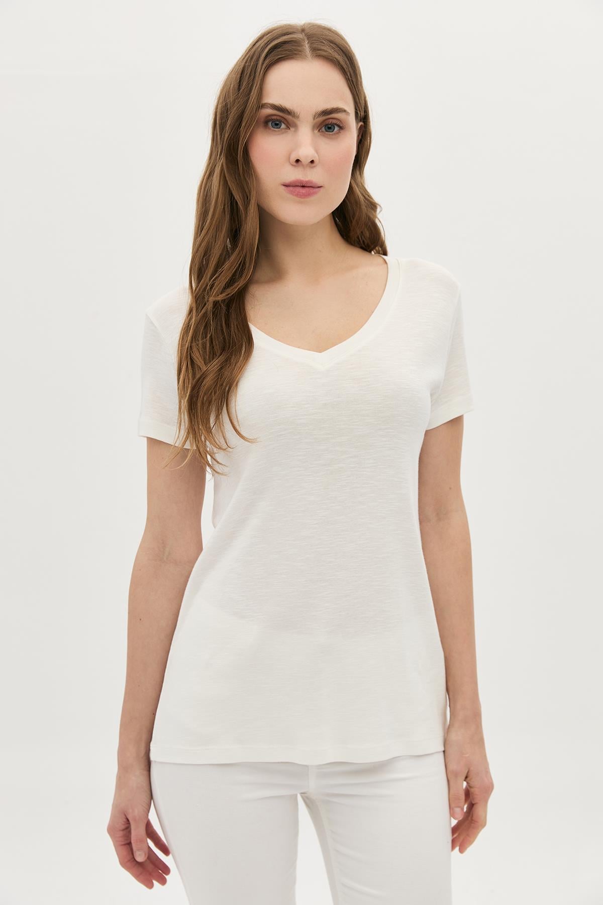 Basic Modal V Yaka T-Shirt