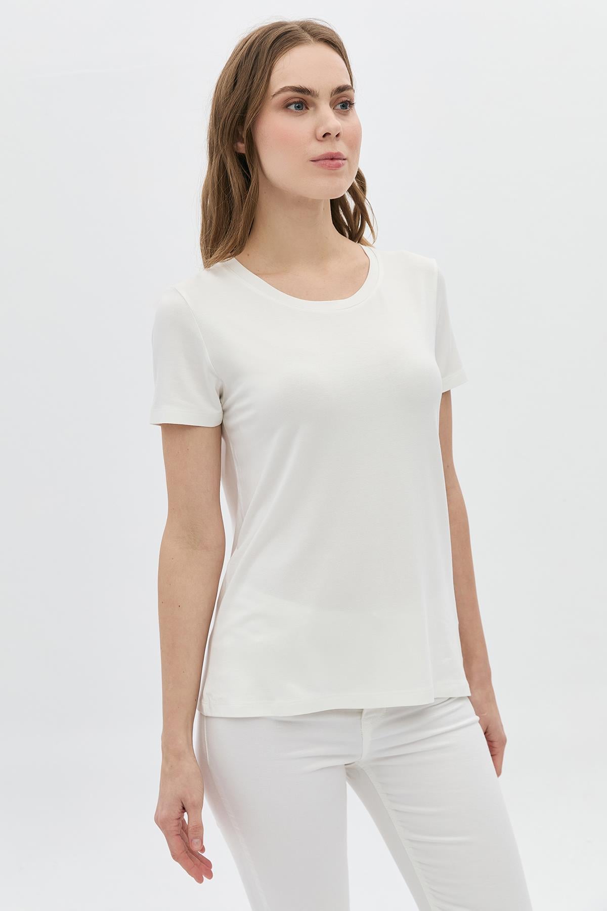 Basic Viskon Sıfır Yaka T-Shirt
