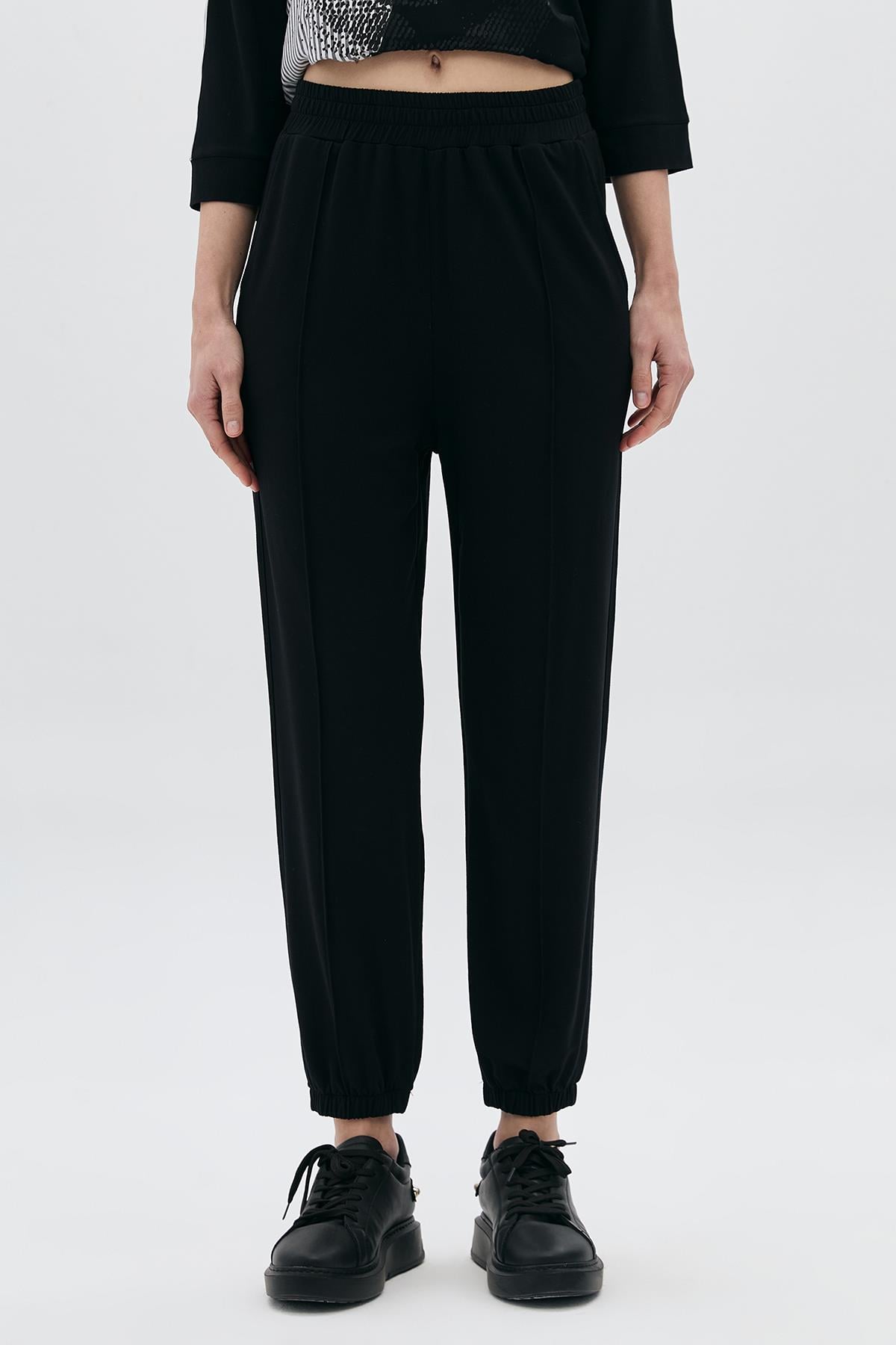 Nervür Detaylı Basic Pantolon