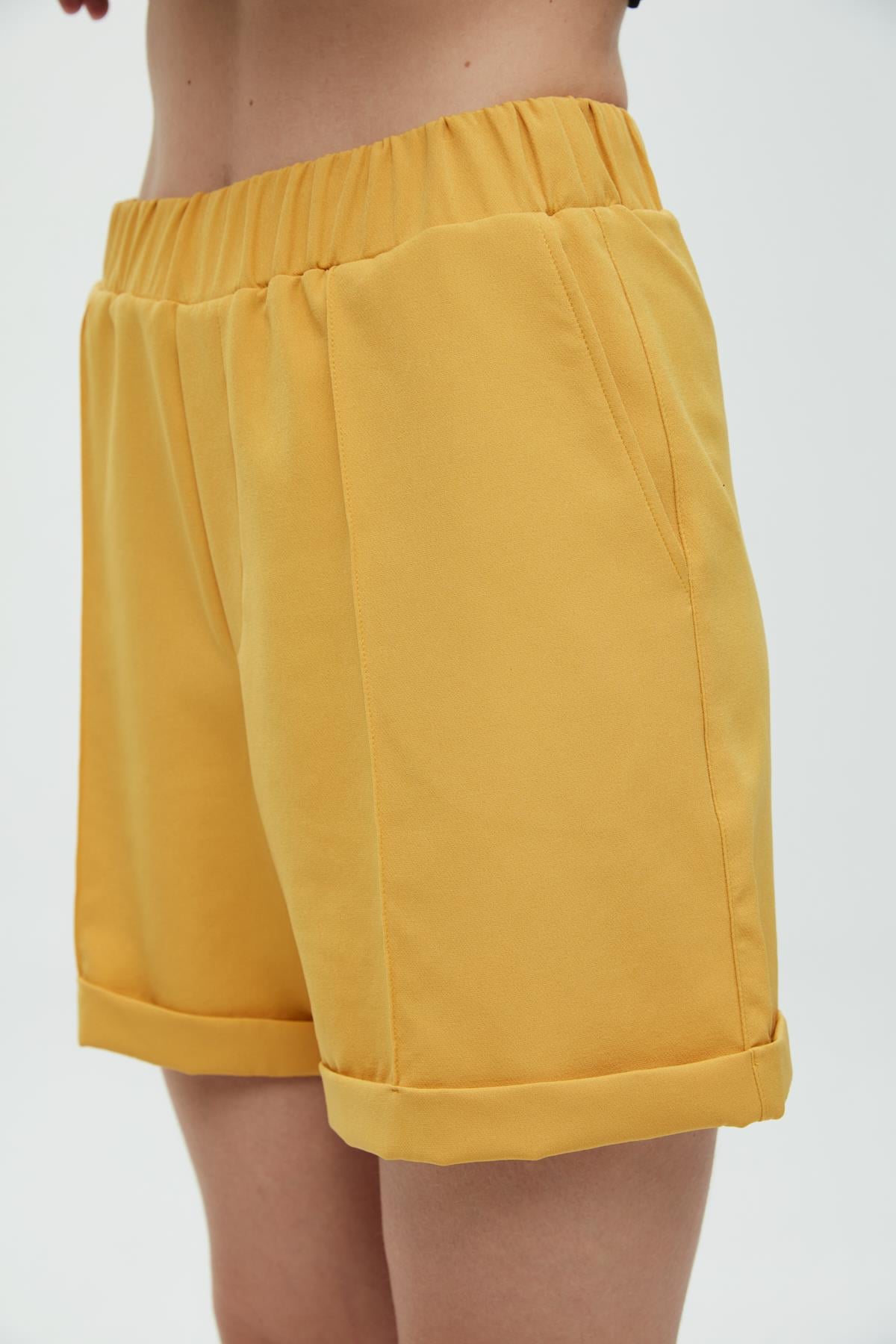 Nervürlü Dokuma Şort