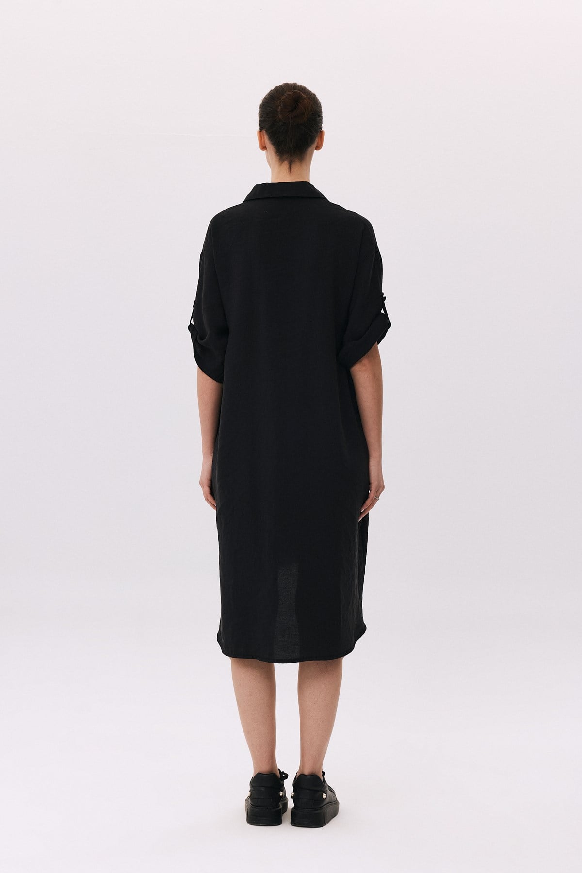 Oversize Düğme Detaylı Elbise
