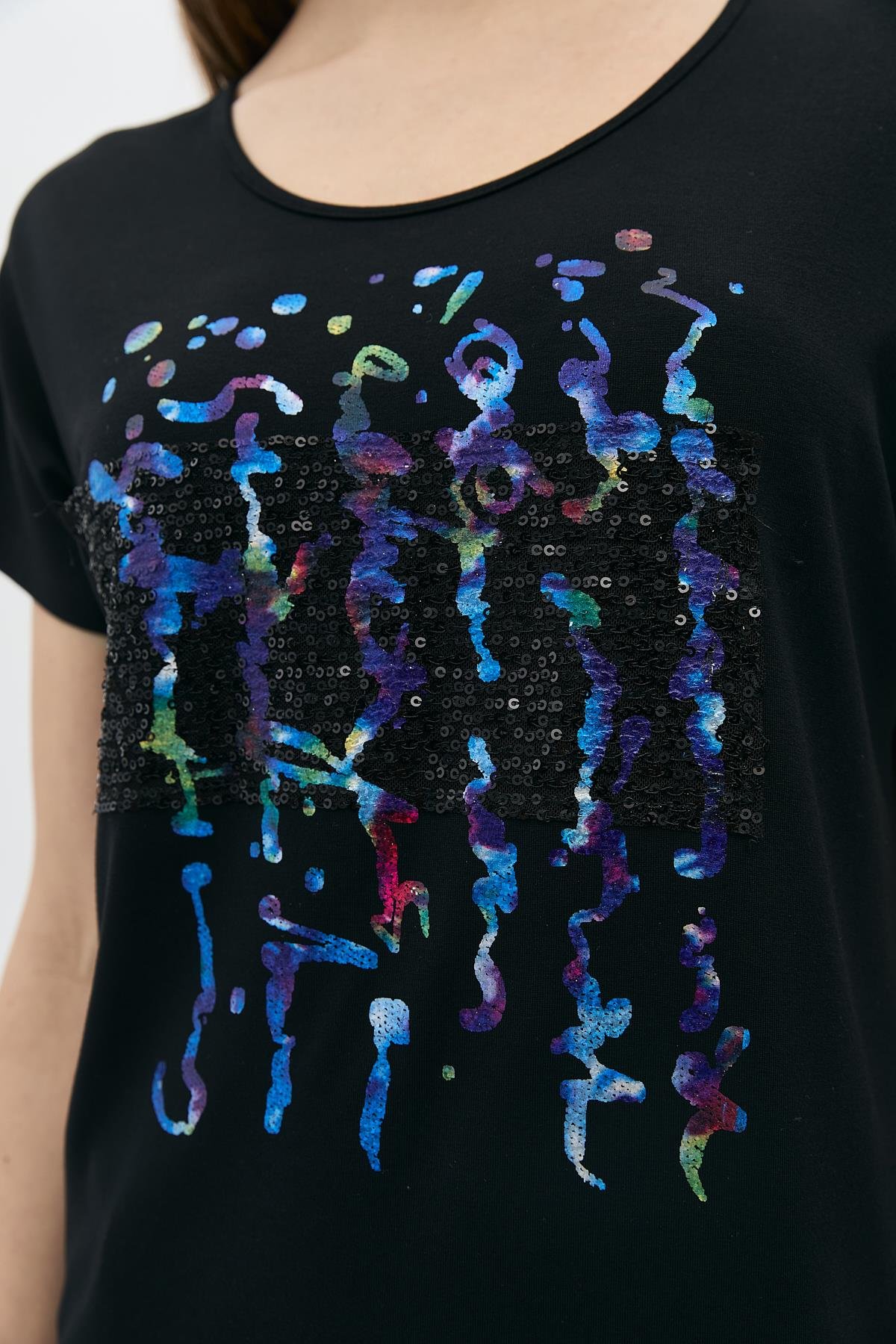 Payet Garnili Sırtı Çapraz Biyeli T-Shirt