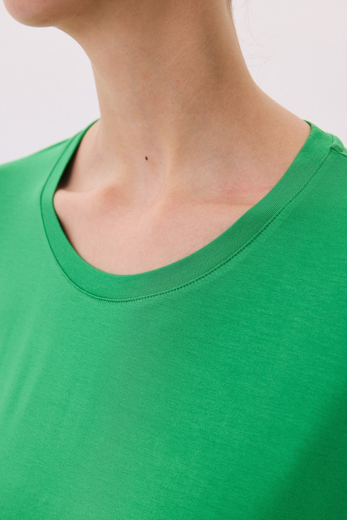 Viskon O Yaka Basic T-Shirt
