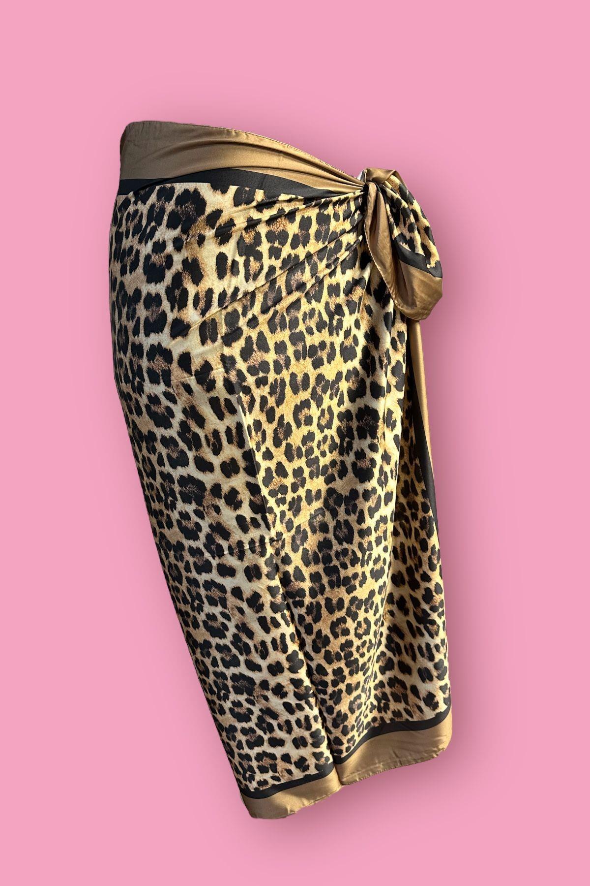 Özel Tasarım Leopar Desen İç Göstermeyen Pareo  95*145 Cm