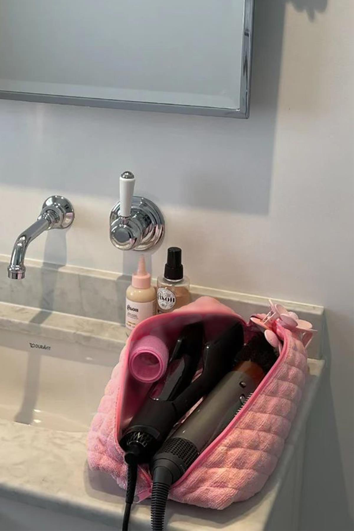 Pembe Havlu Dyson Airwrap ve Tüm Saç Şekillendiriniz için XL Boy Çanta Seyahat Çantası