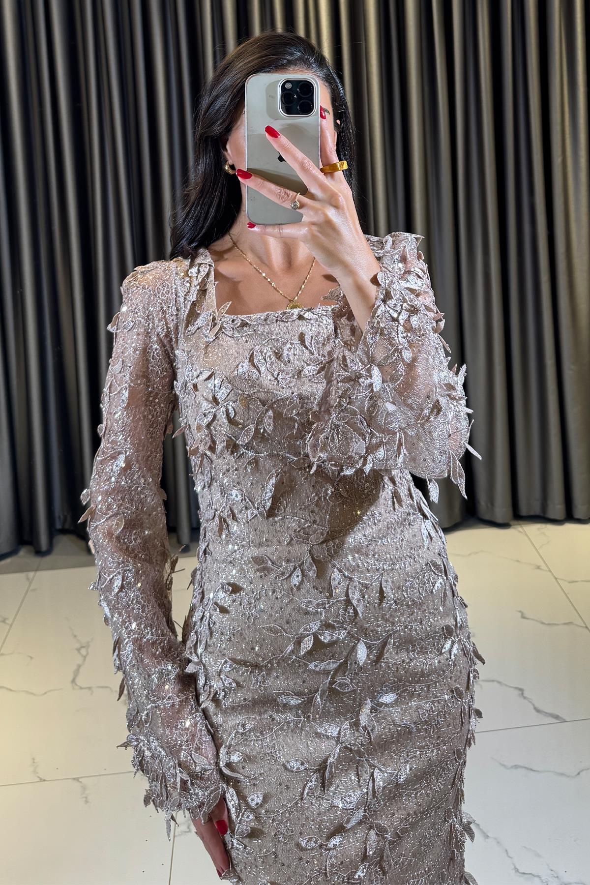 Kare Yaka Yarasa Kollu Balık Model Abiye Bej