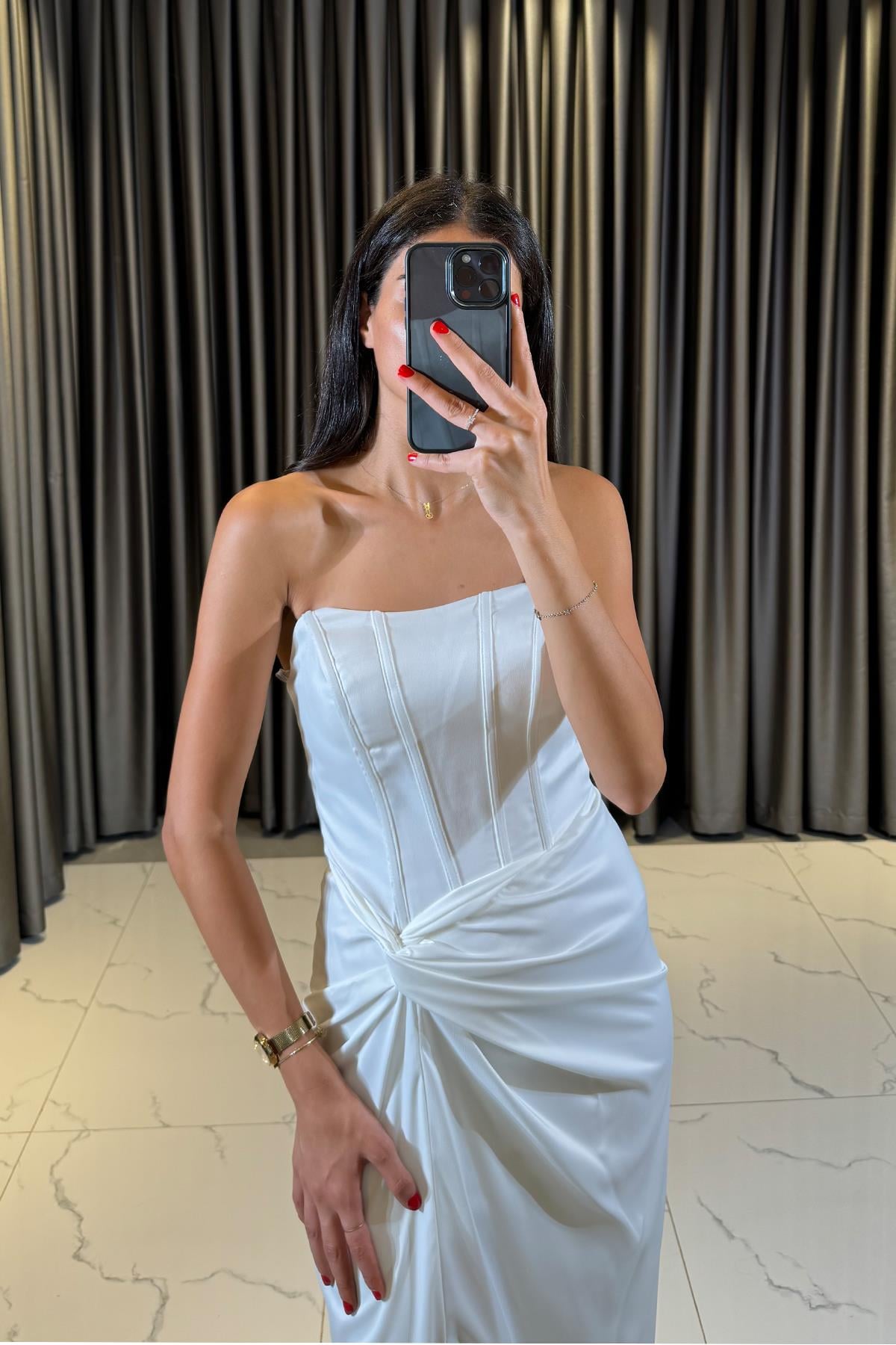 Straplez Yırtmaçlı Zara Saten Balık Elbise Beyaz