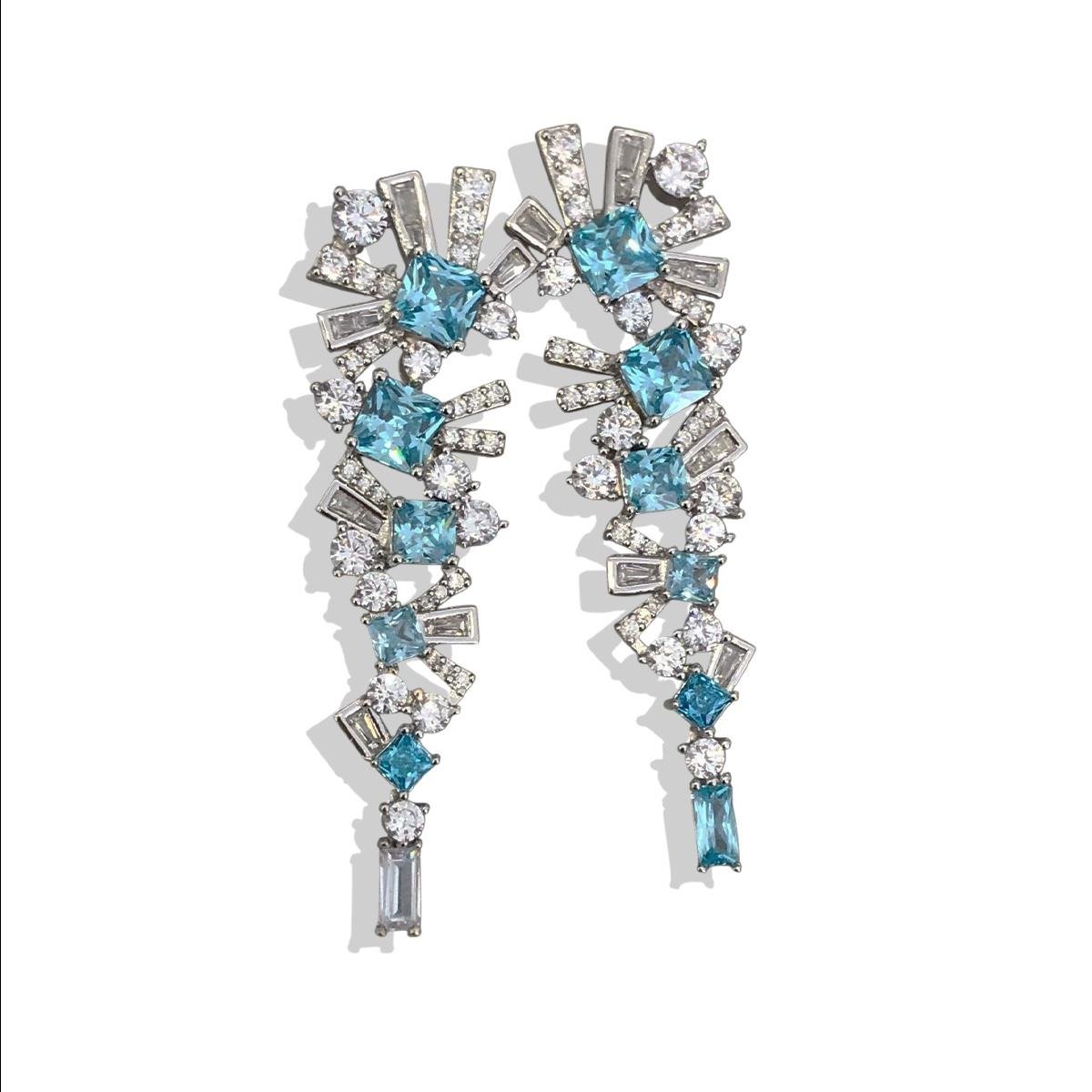 Aquamarine Taşlı Gümüş Küpe