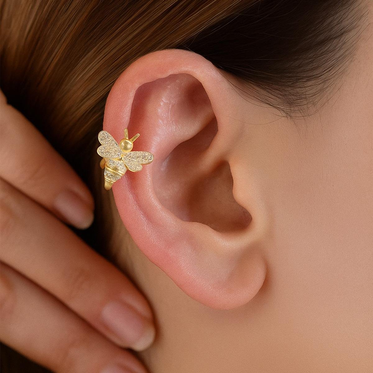 Arı Gold Kaplama Gümüş Kıkırdak Küpe