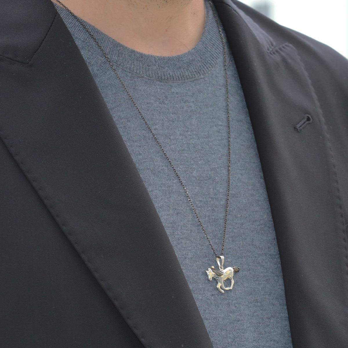 At Figürlü Siyah Rodyum Kaplama Gümüş Erkek Kolye