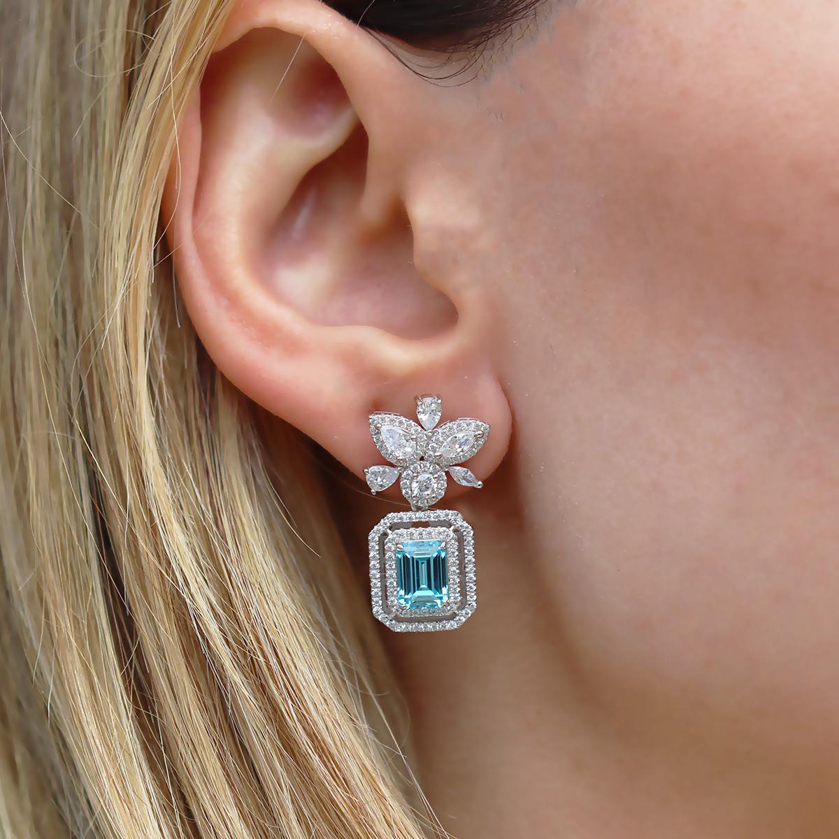 Baget Çiçekli Aquamarine Taşlı Gümüş Küpe