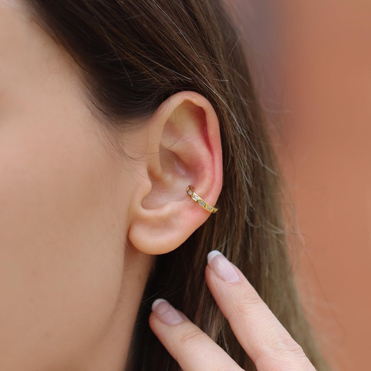 Baget Taşlı Gold Cuff Küpe