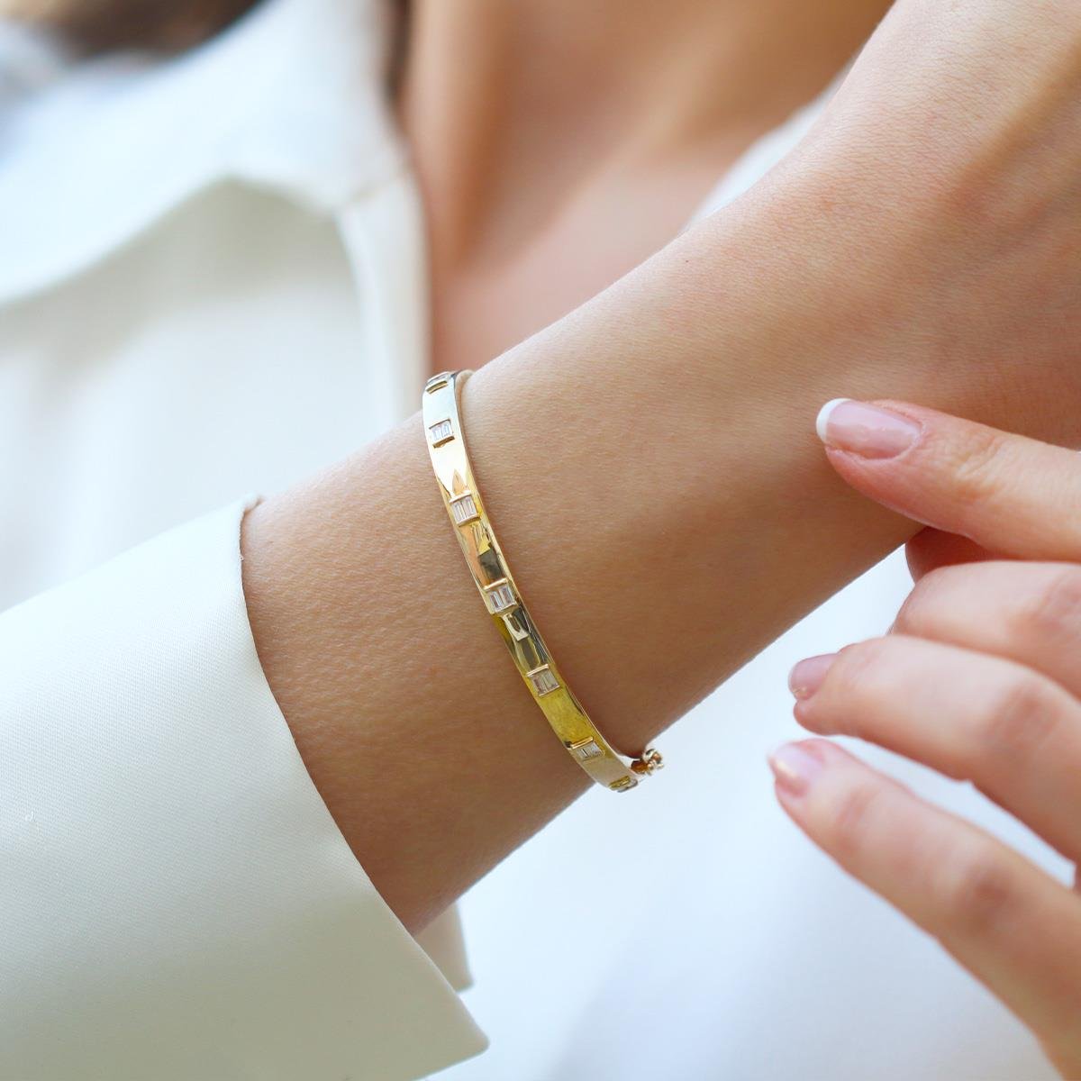 Baget Taşlı Gold Gümüş Keleçe