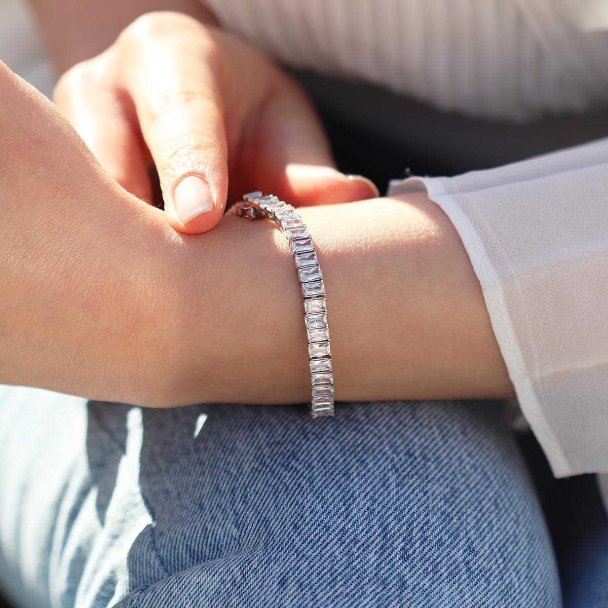 Baget Taşlı Su Yolu Gümüş Bileklik