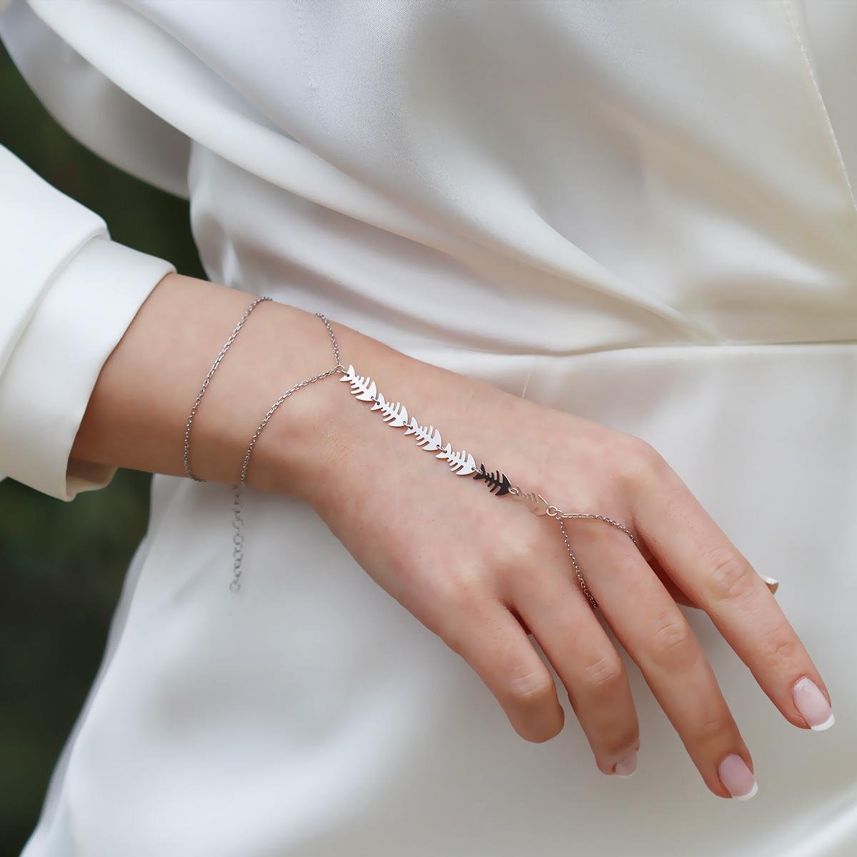 Balık Modeli Sıralı Gümüş Şahmeran