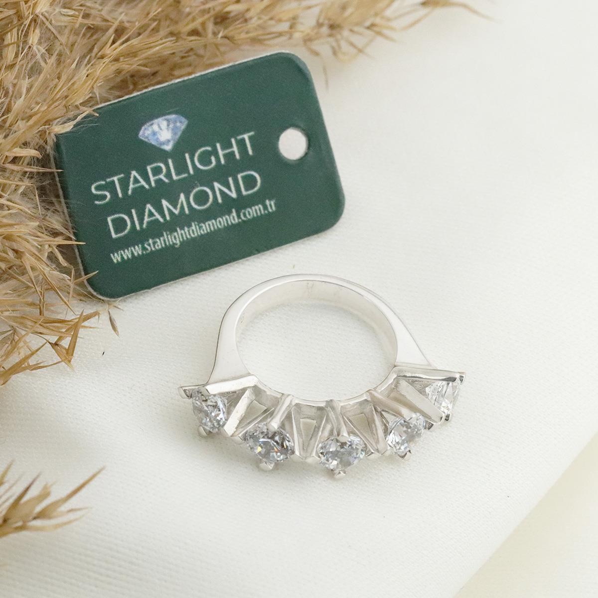 Beştaşlı Çapraz Yüksek Montür Starlight Diamond Gümüş Yüzük