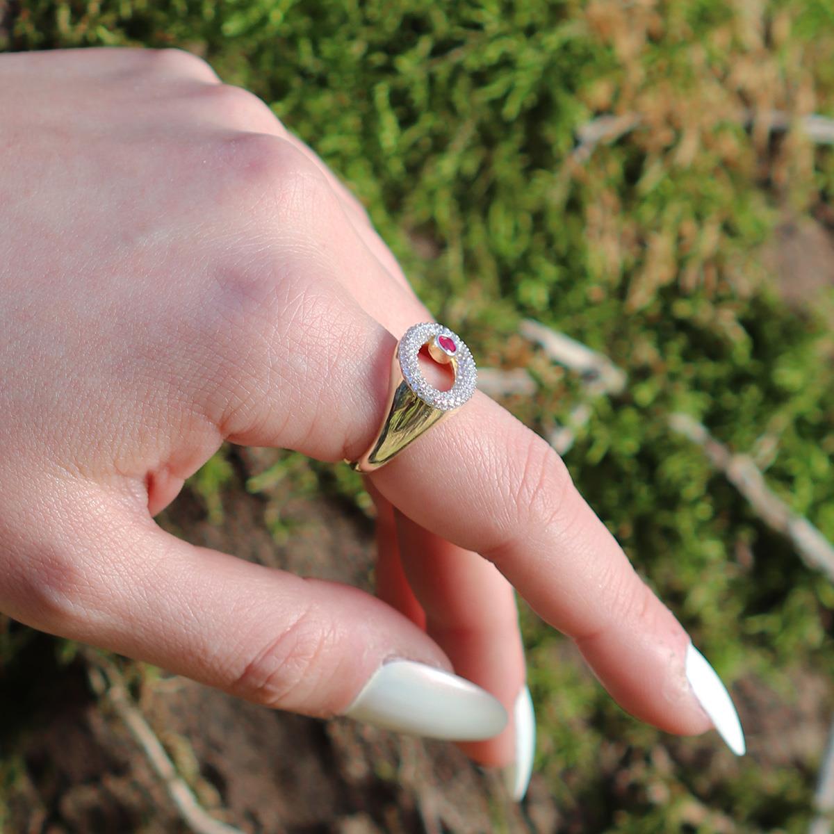 Elips Kırmızı Taşlı Gold Kaplama Gümüş Yüzük