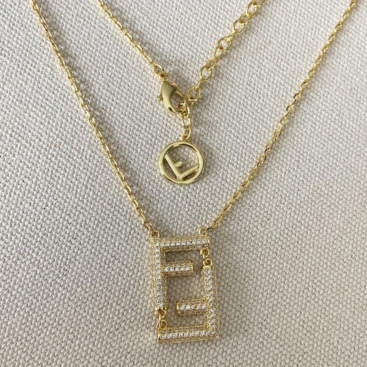 F İncili Taşlı Çelik Kombin