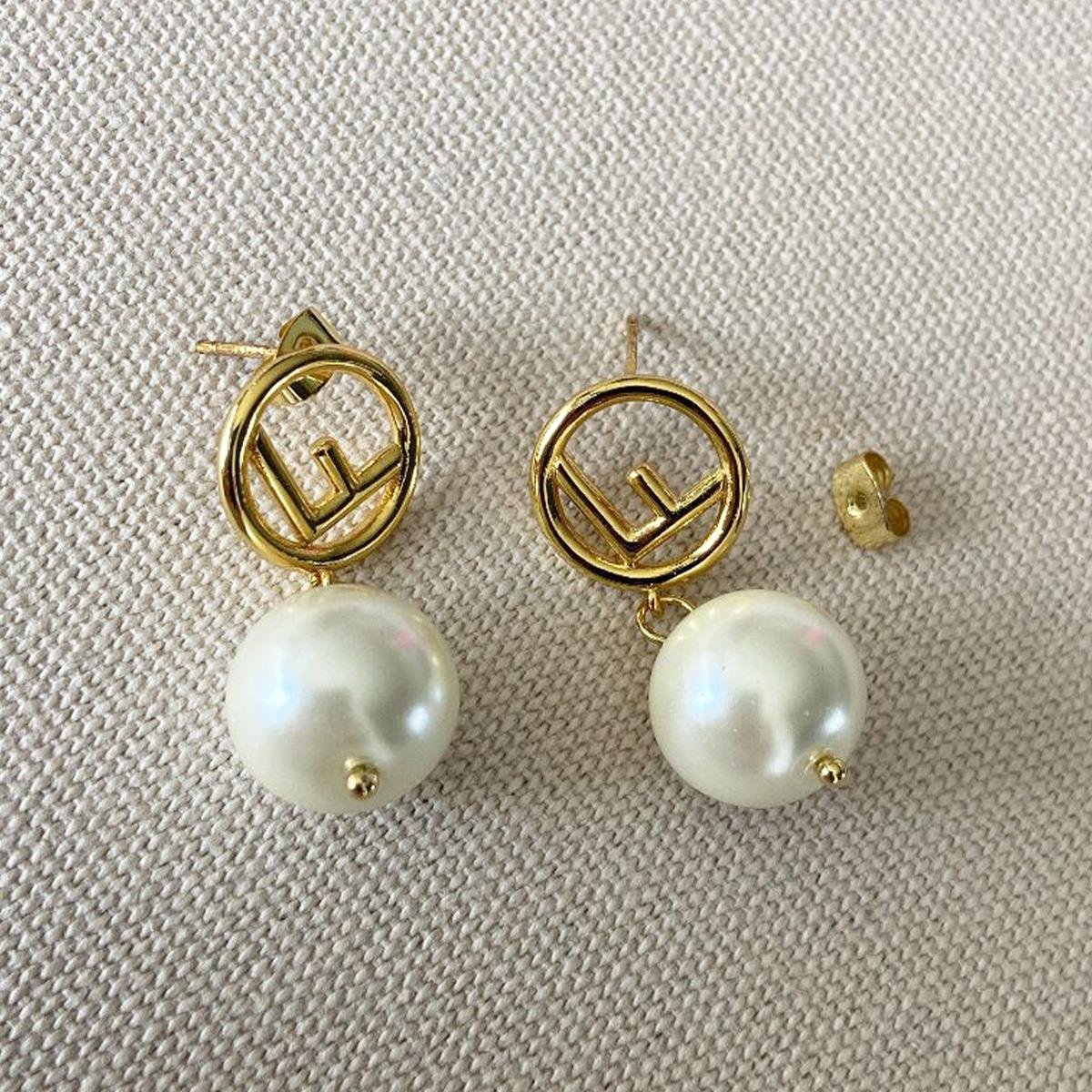 F İncili Taşlı Çelik Kombin