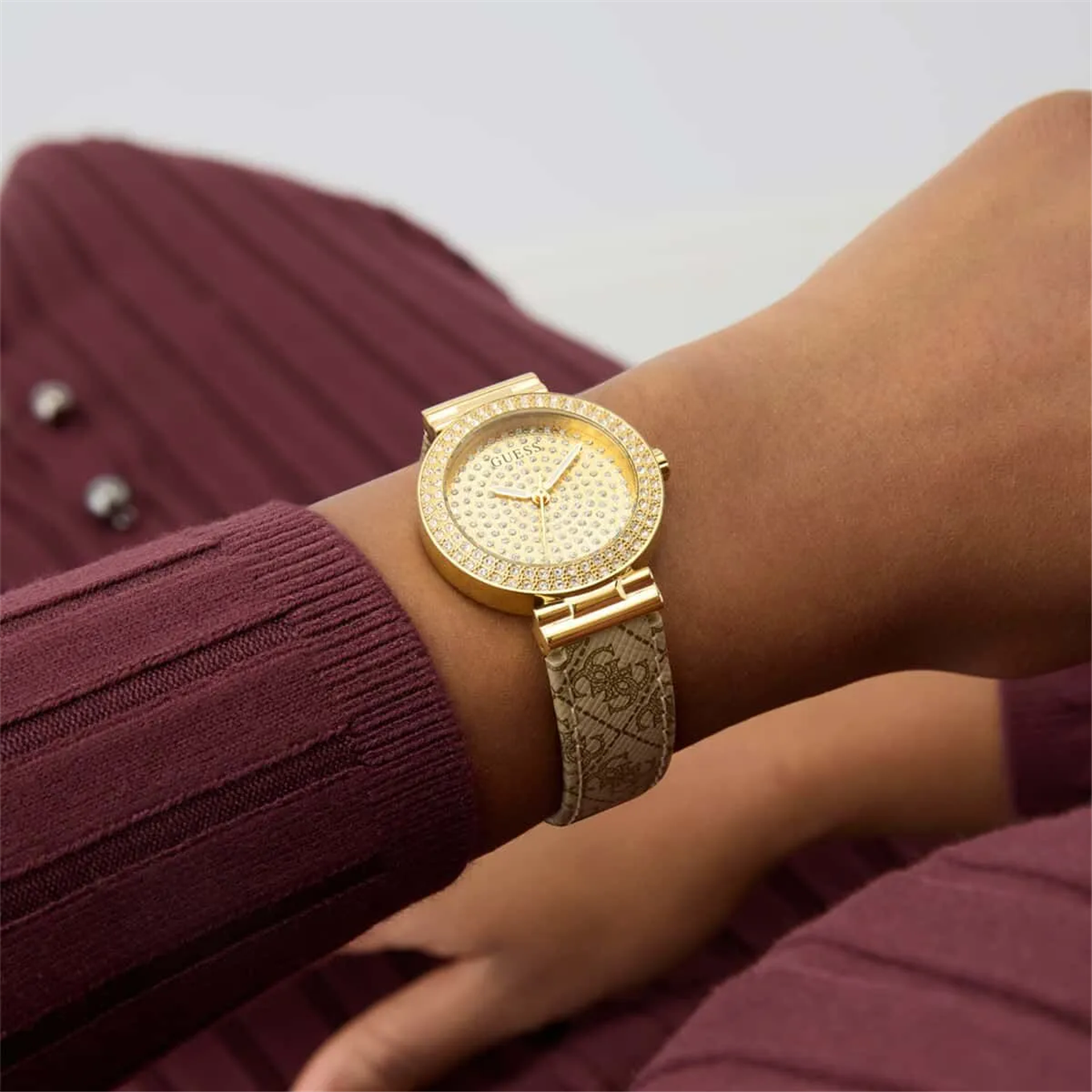 Guess GUGW0943L2 Kadın Kol Saati