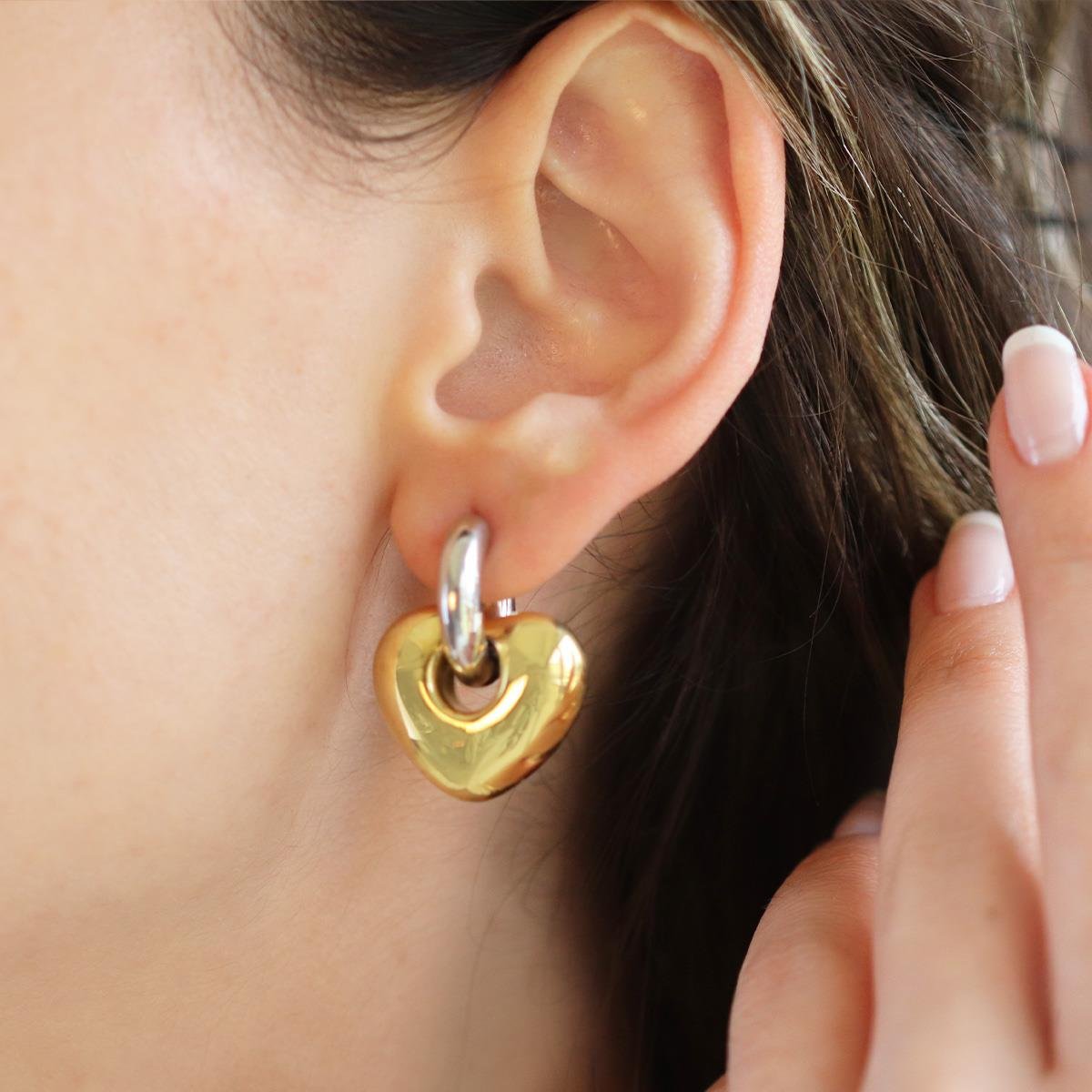 Kalp Bombeli Gümüş Küpe