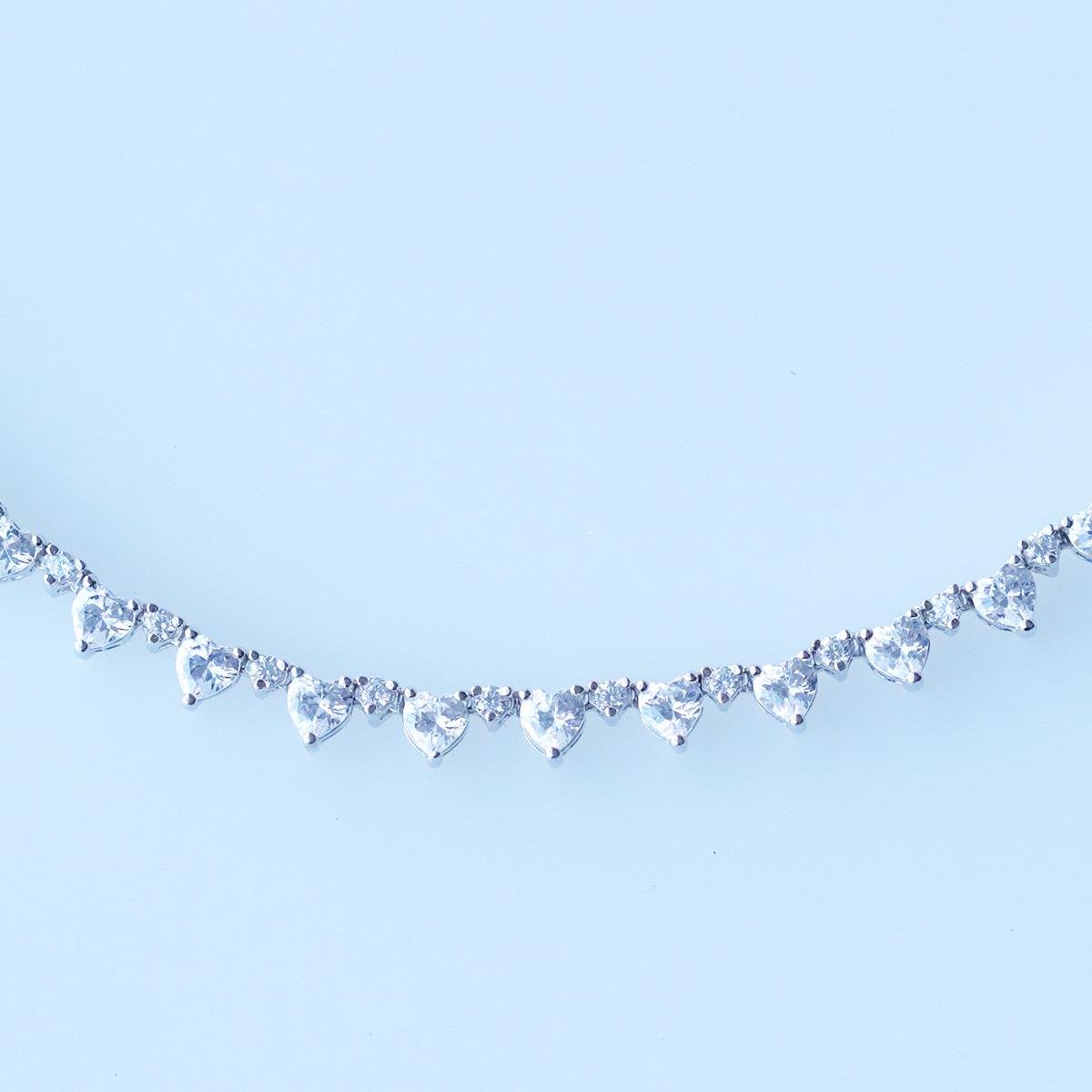 Kalpli Su Yolu Zirkon Taşlı Gümüş Kolye