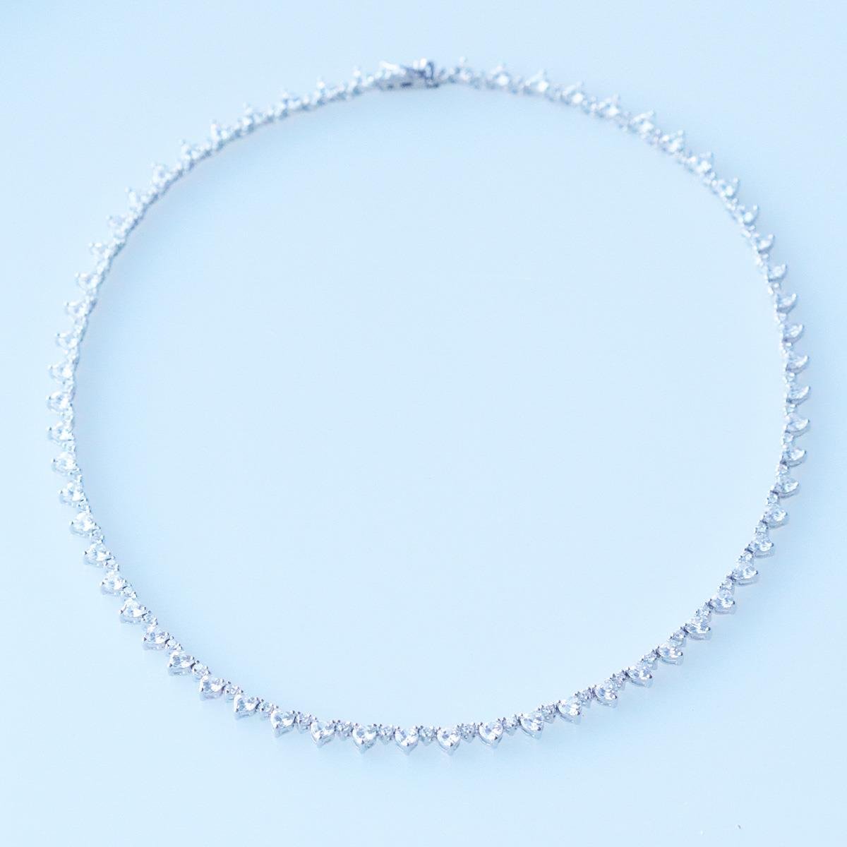 Kalpli Su Yolu Zirkon Taşlı Gümüş Kolye