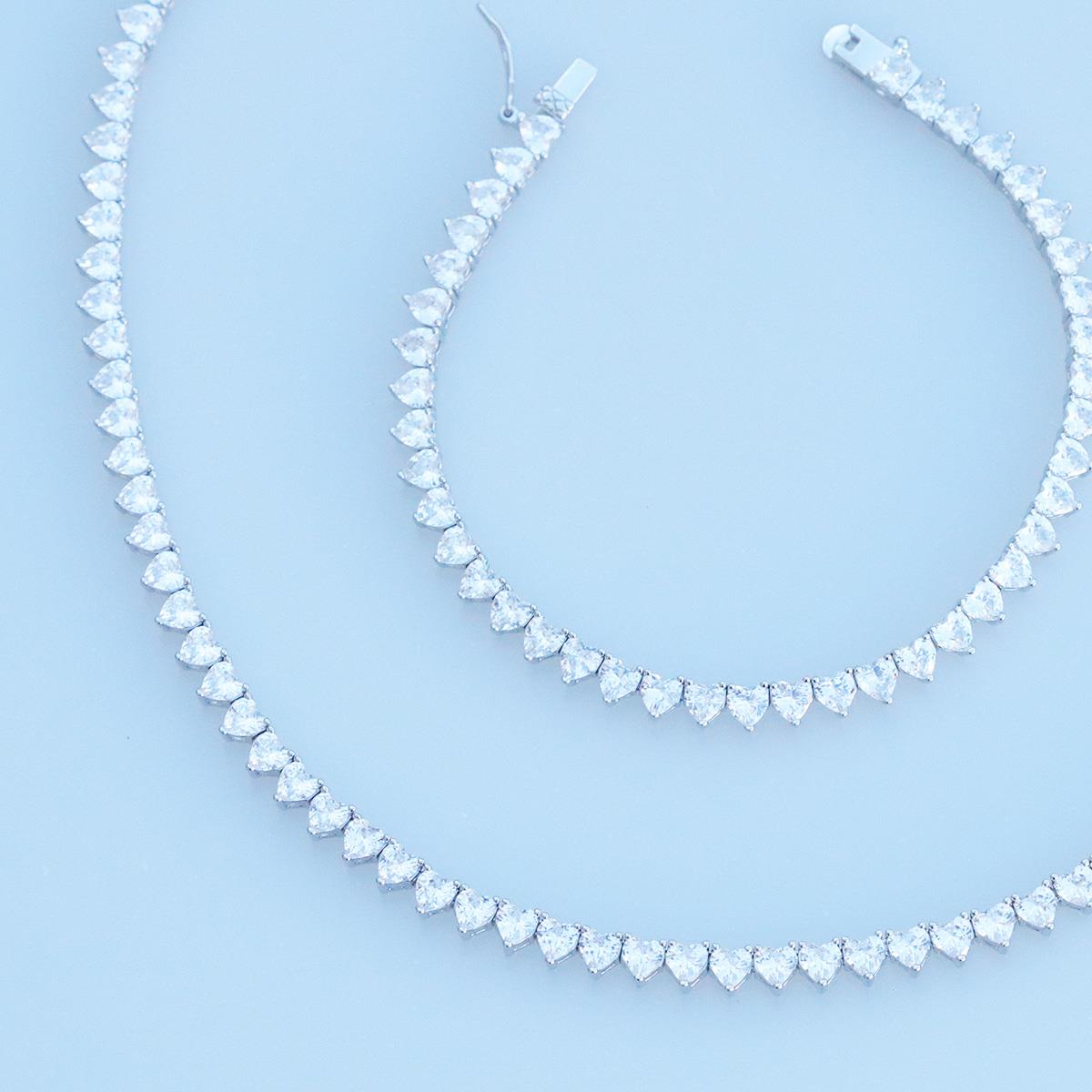 Kalpli Zirkon Taşlı Su Yolu Gümüş Takım