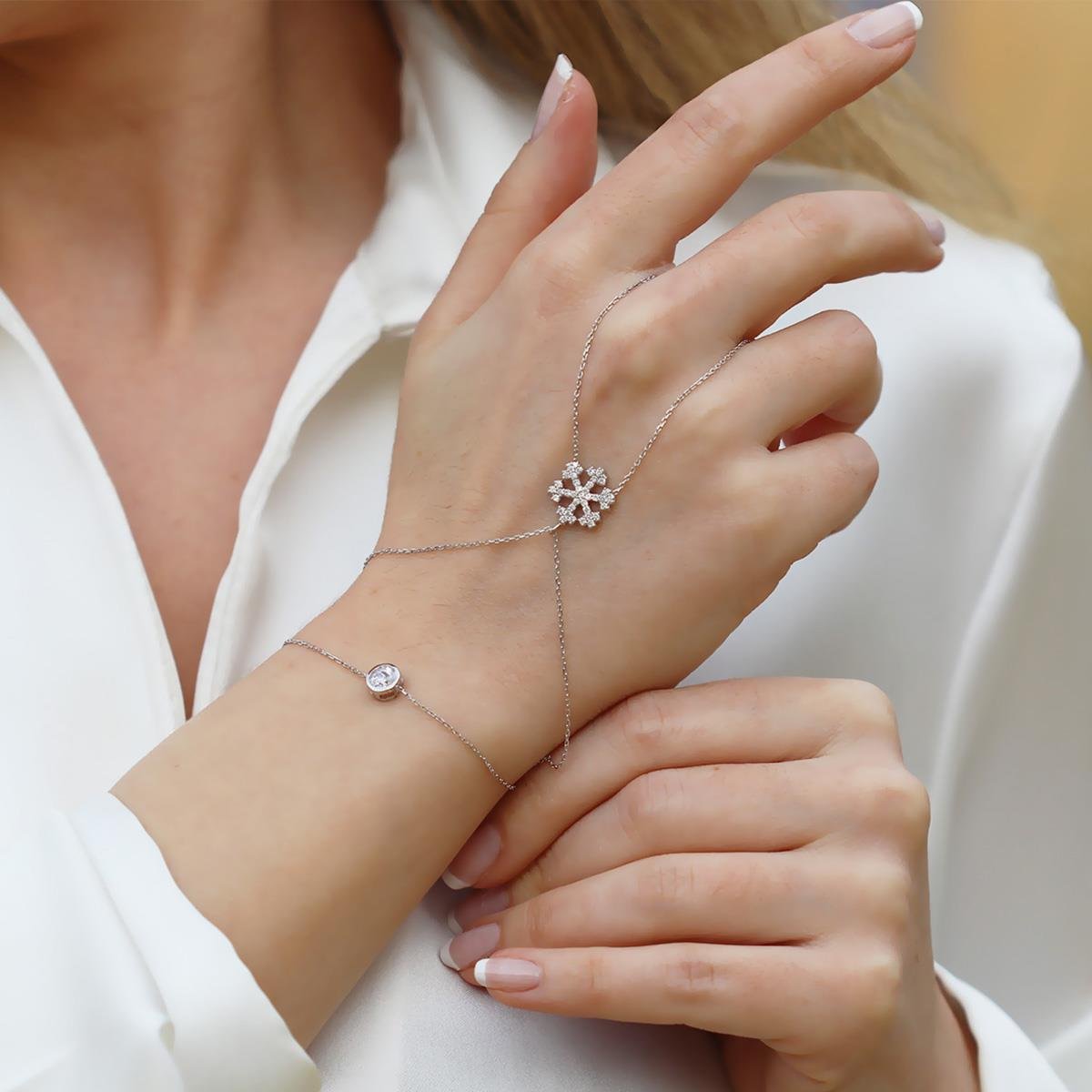 Kar Tanesi Zirkon Taşlı Gümüş Şahmeran