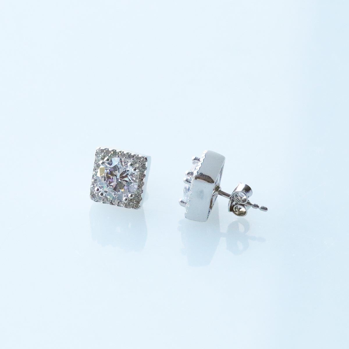 Kare Taşlı Swarovski Gümüş Tektaş Küpe