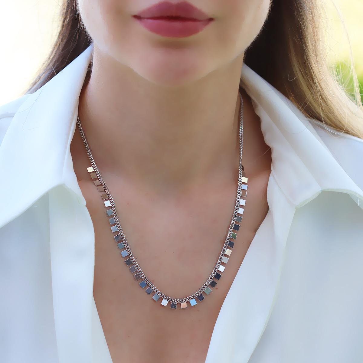 Kare Trend Pul Gümüş Kolye