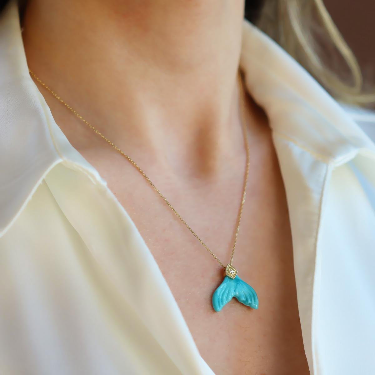 Kuyruk Turkuaz Taşlı Gold Gümüş Kolye