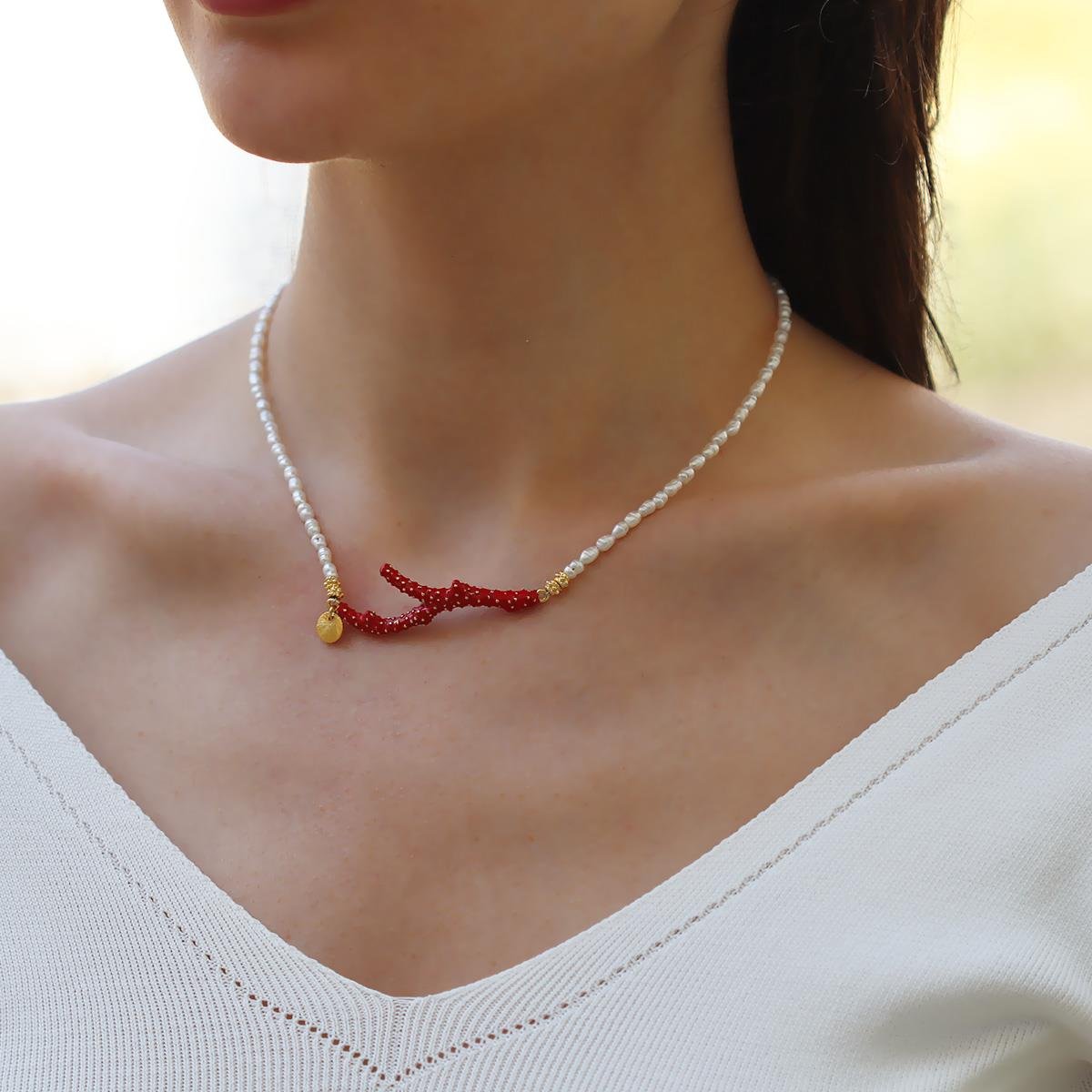 Mercan İncili Gold Doğaltaşlı Gümüş Kolye